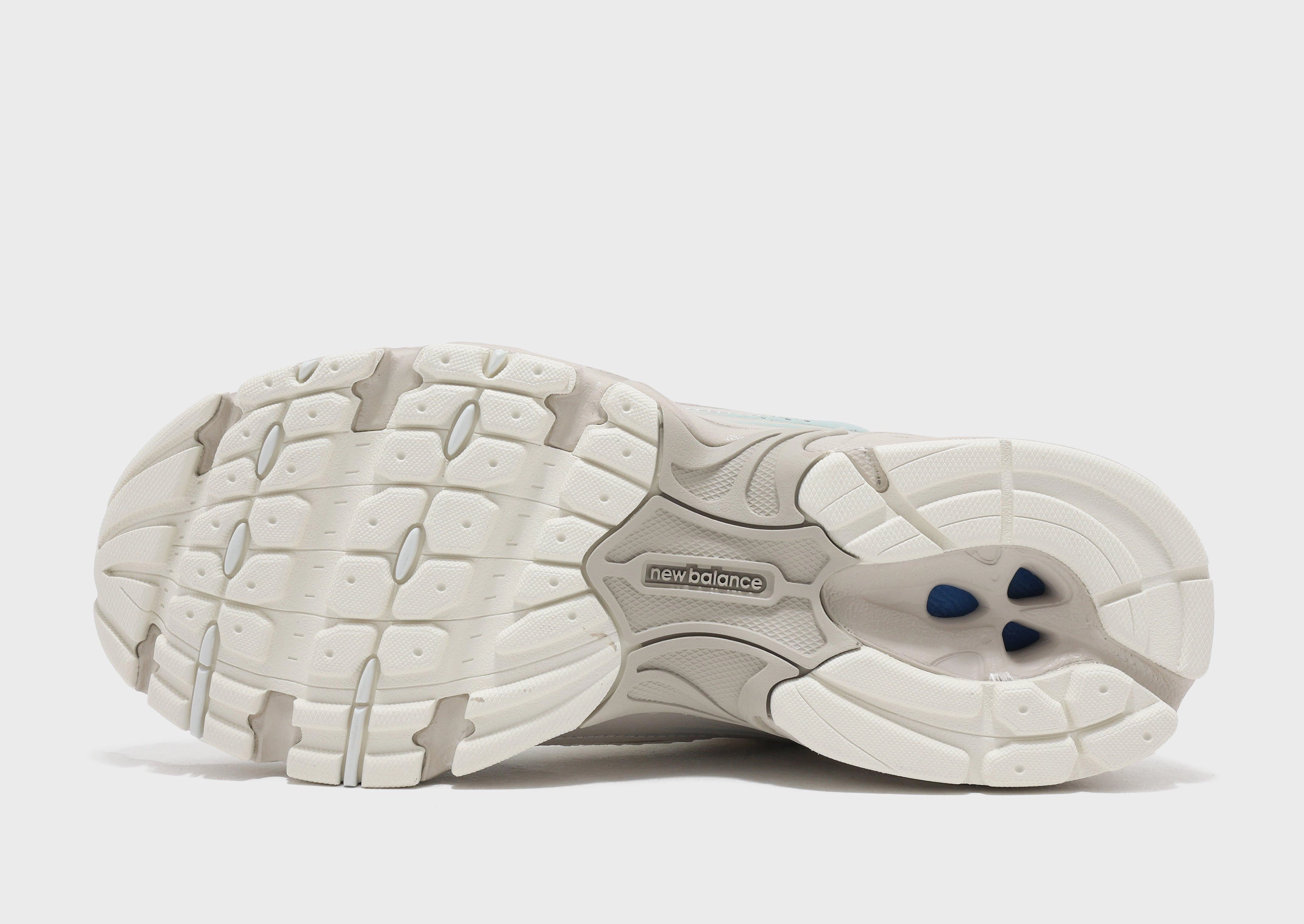 Motion Living, Streamlined Edge, Essential Rhythm, Multi-Wear Outfit, Refined And Raw, Clean City Core, Functional Aesthetic