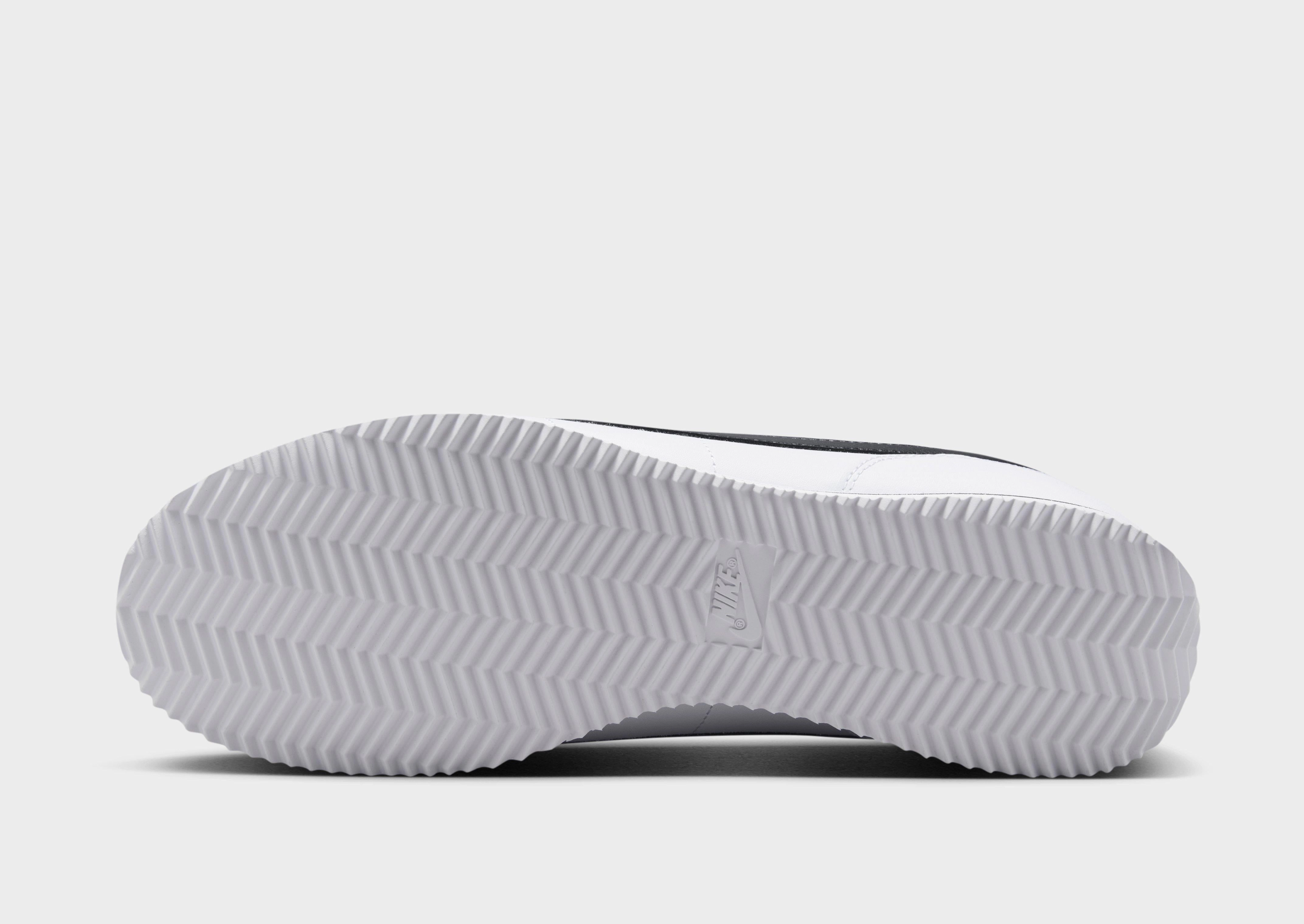 Live Lightwear, Refined Tone, Breathe And Move, Precision Lifestyle, Design In Focus
