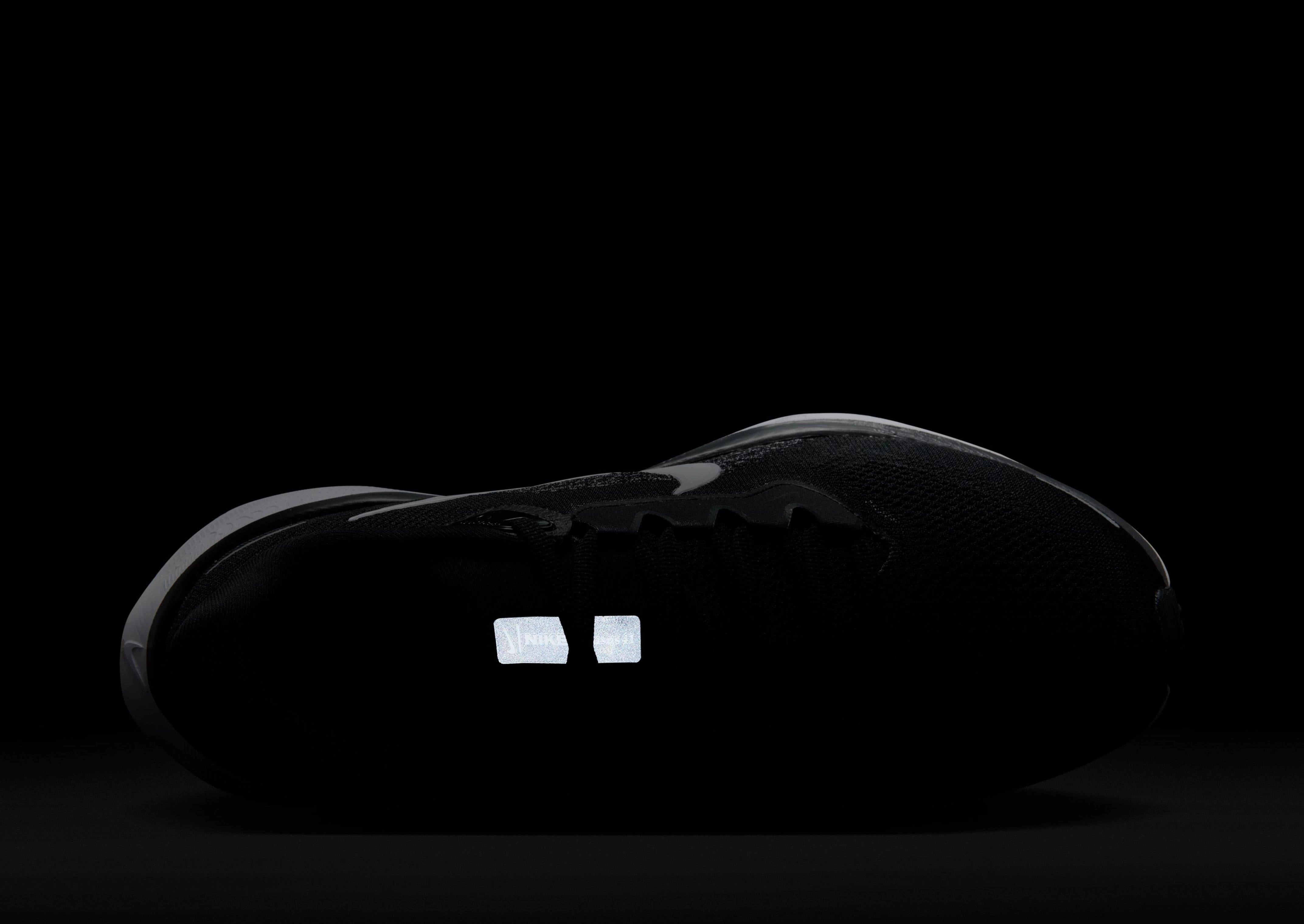 Form Redefined, Motion-Minded, Crafted Silhouette, Adaptive Edge, Go-Mode Daily, Mindful Motion