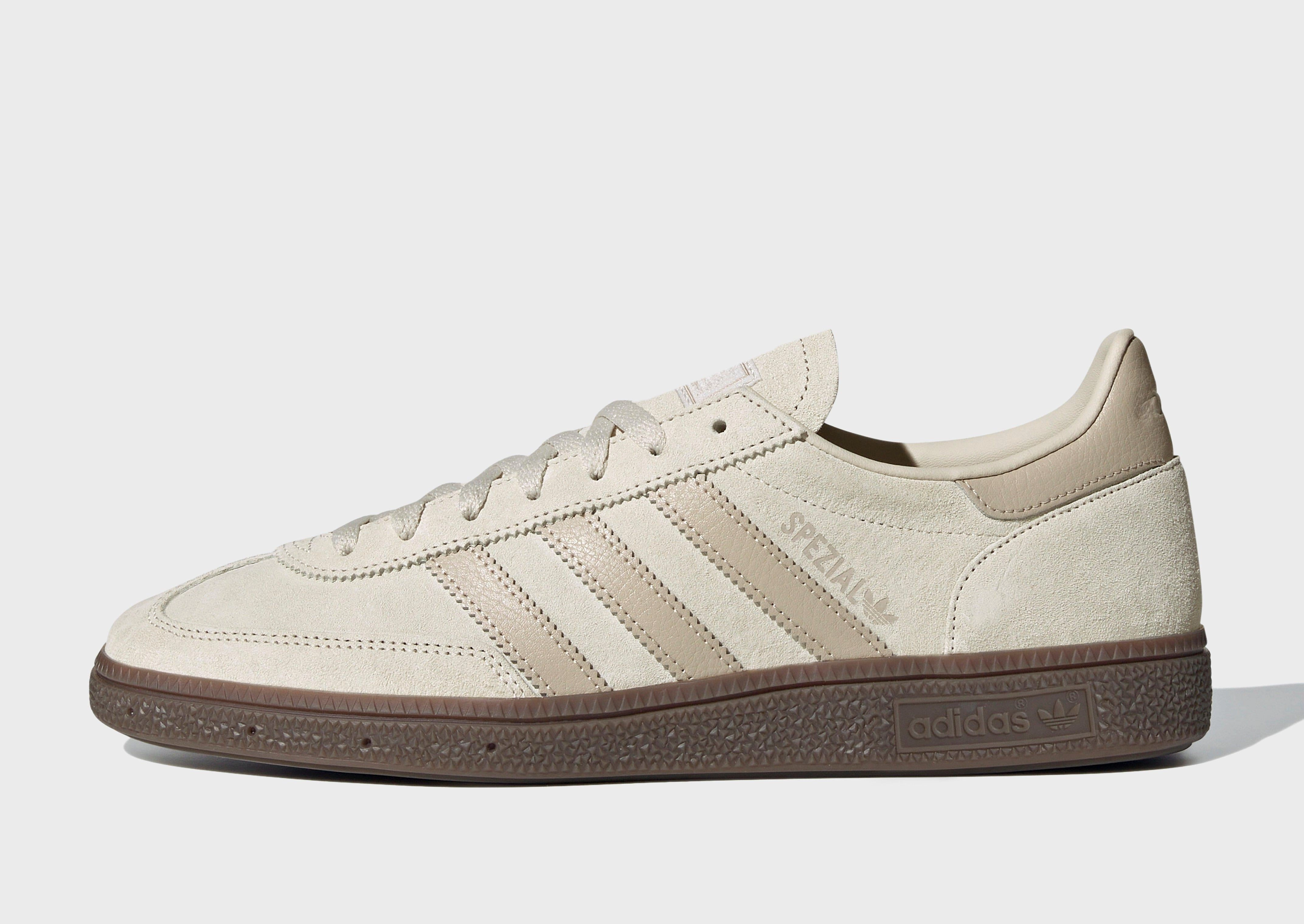 Next-Level Casual, Low-Key Performance, Reimagined Comfort, Clean-Life Gear, City-Fit, Crafted In Flow, Comfort-Focused