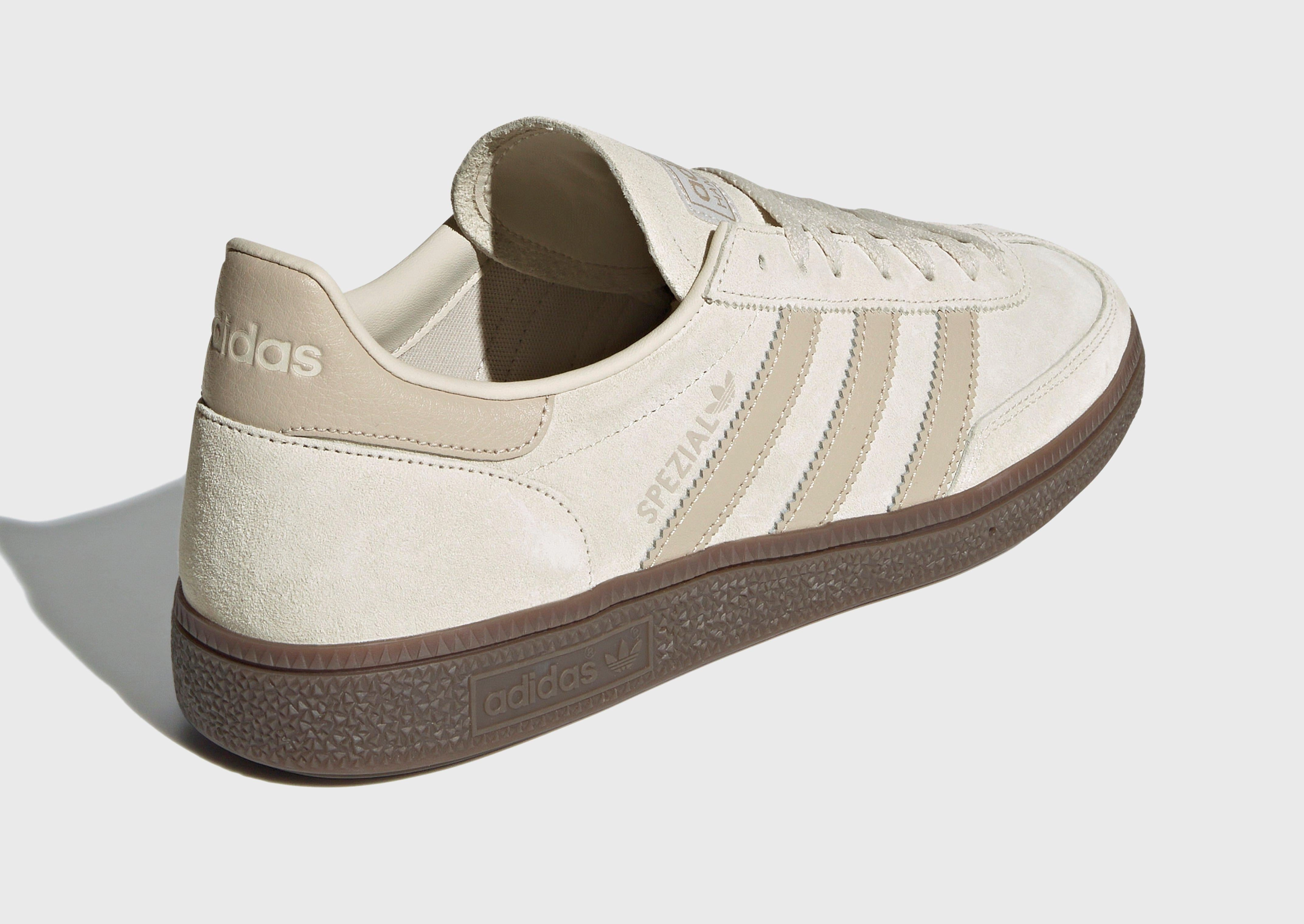 Functional Ease, Fit-Flow, Daily Vibe, Coolly Crafted, Soft Urban Core