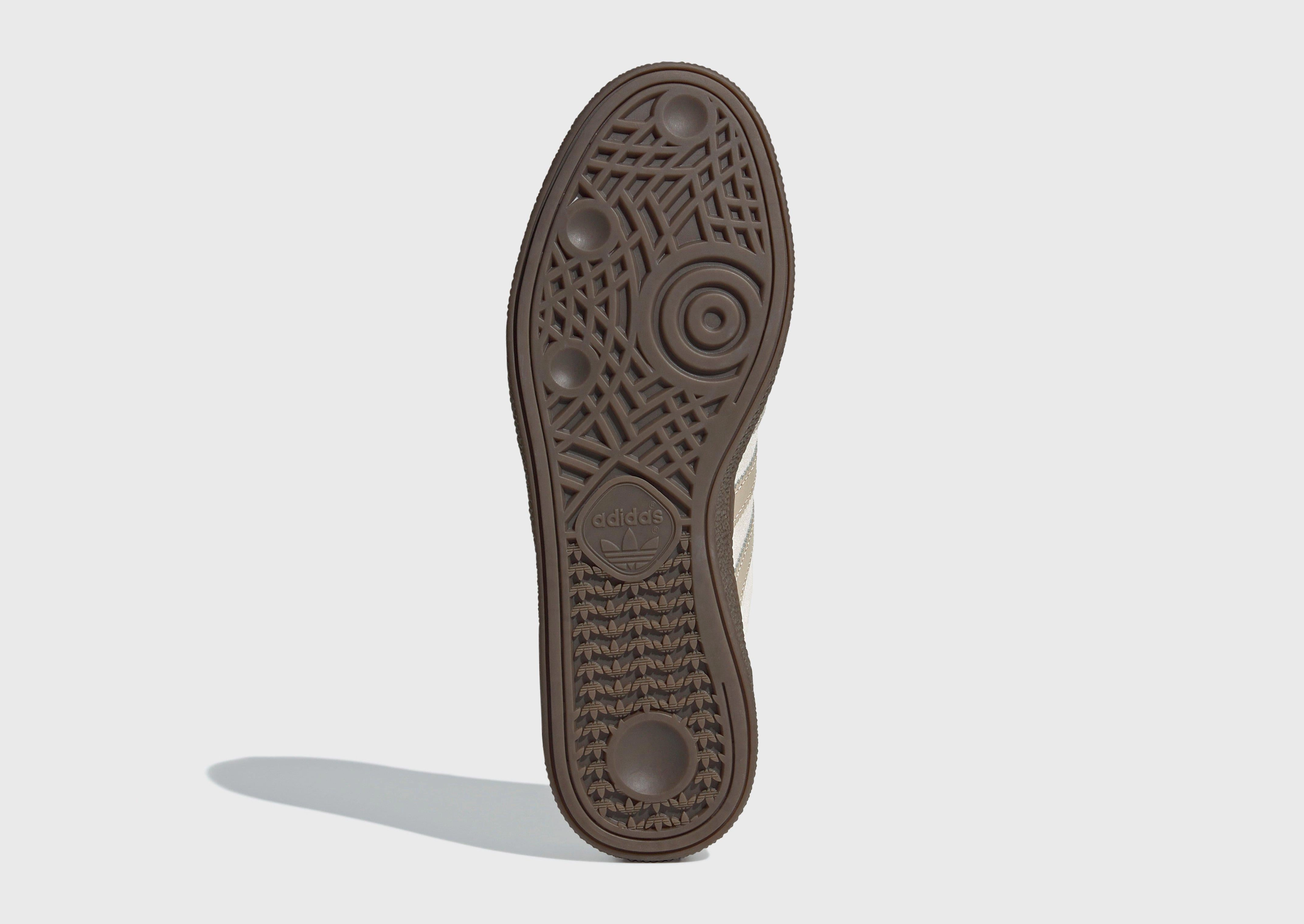 Fluid Design, Form Plus Function, Designed For Days, Low-Profile Style, Authentic Motion, Streamlined Look, Adaptive Gear