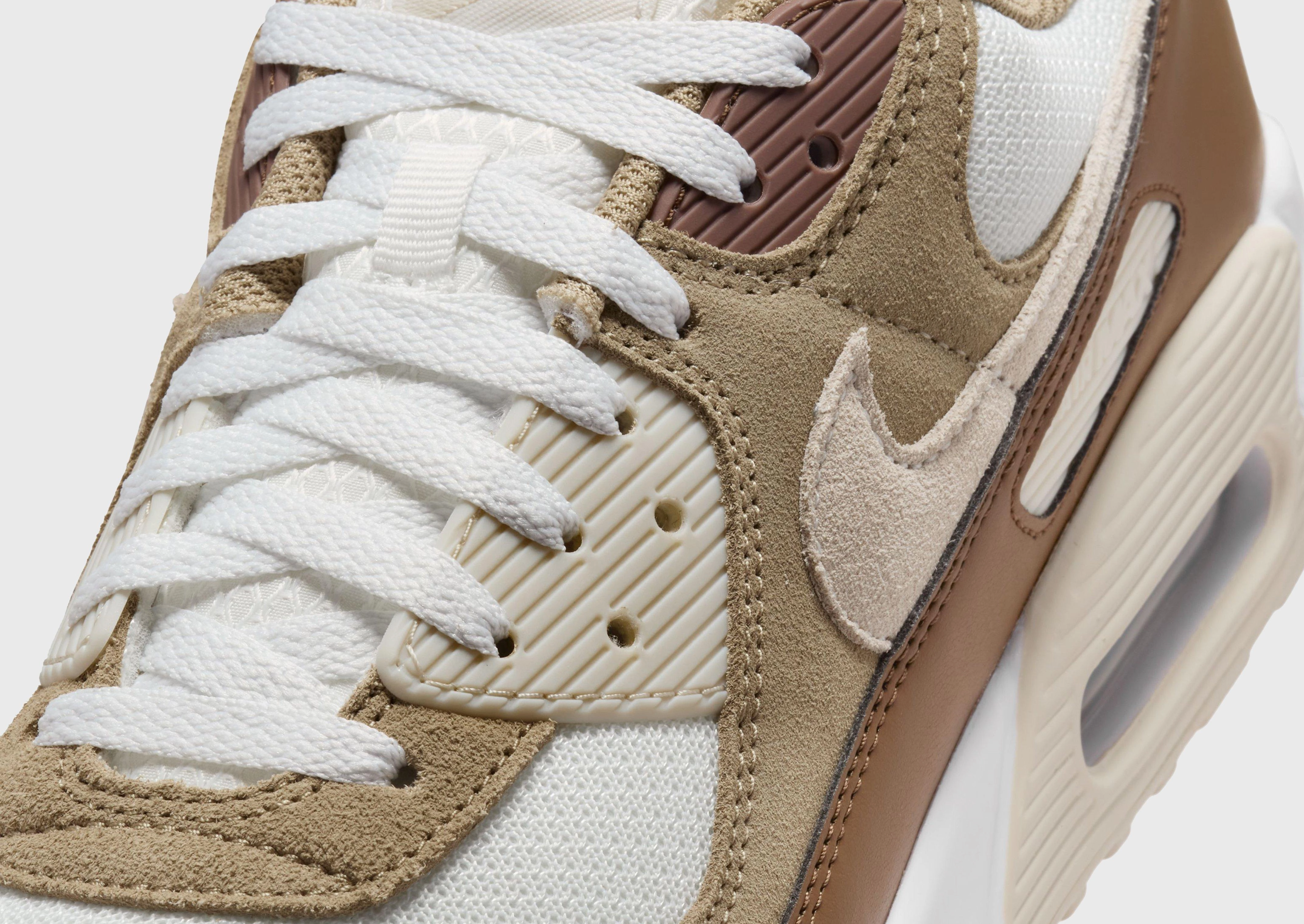 Motion-Elevated, Quiet Impact, Integrated Lifestyle, Versatile Layers, Future-Light, Modern Momentum, Flow-Wear Future