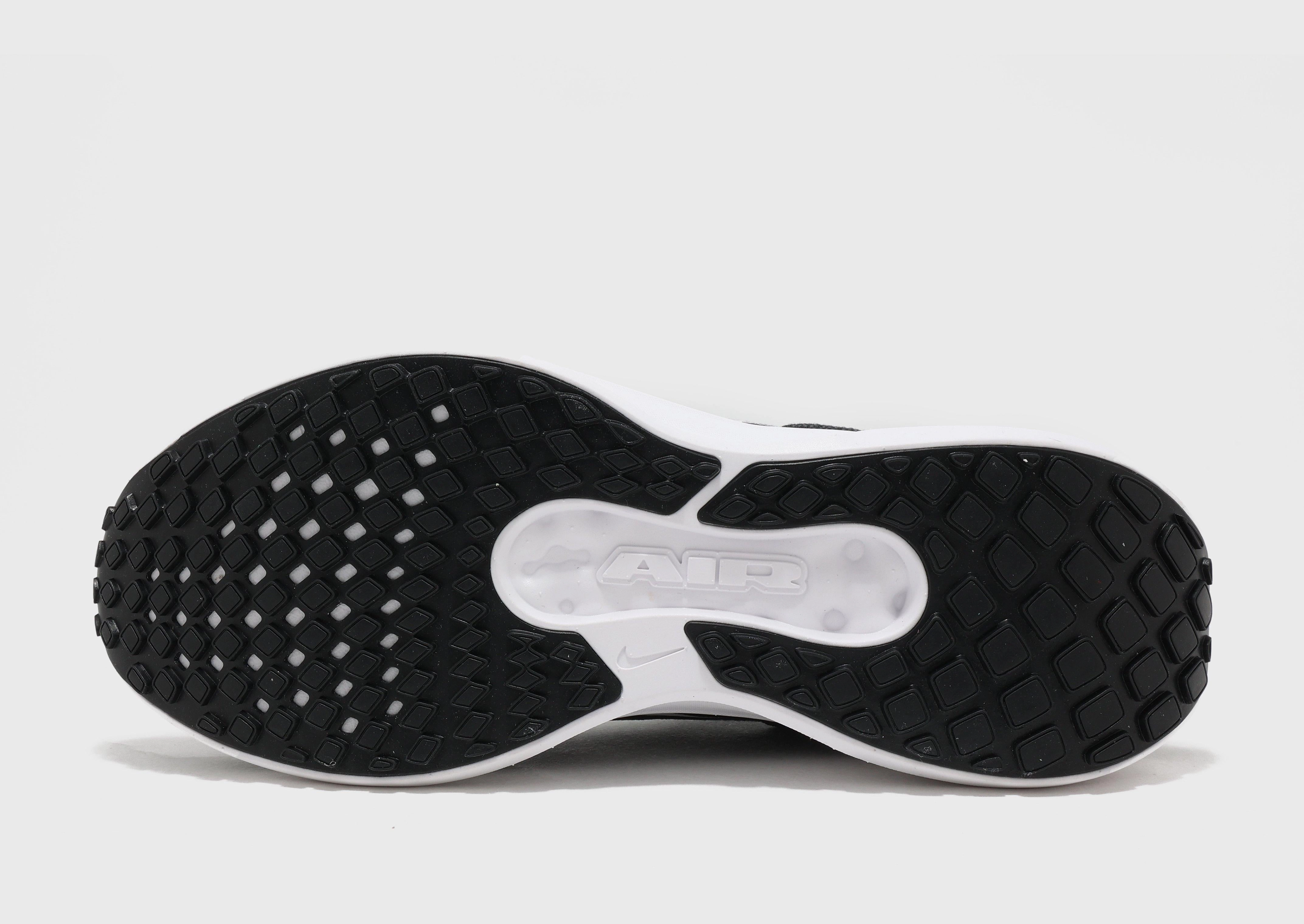 Functional Calm, Fresh Silhouette, Clean Attitude, Distinctly Modern, Intentional Vibe