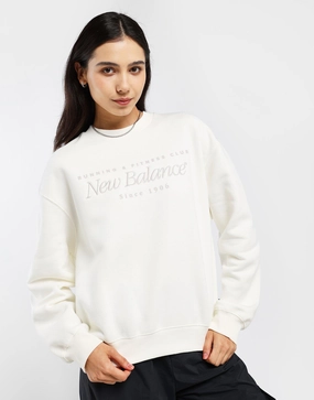 Elevated Minimal, Core-Centric, Light Motion Gear, Soft Impact, Subtle Performance, Conscious Layers