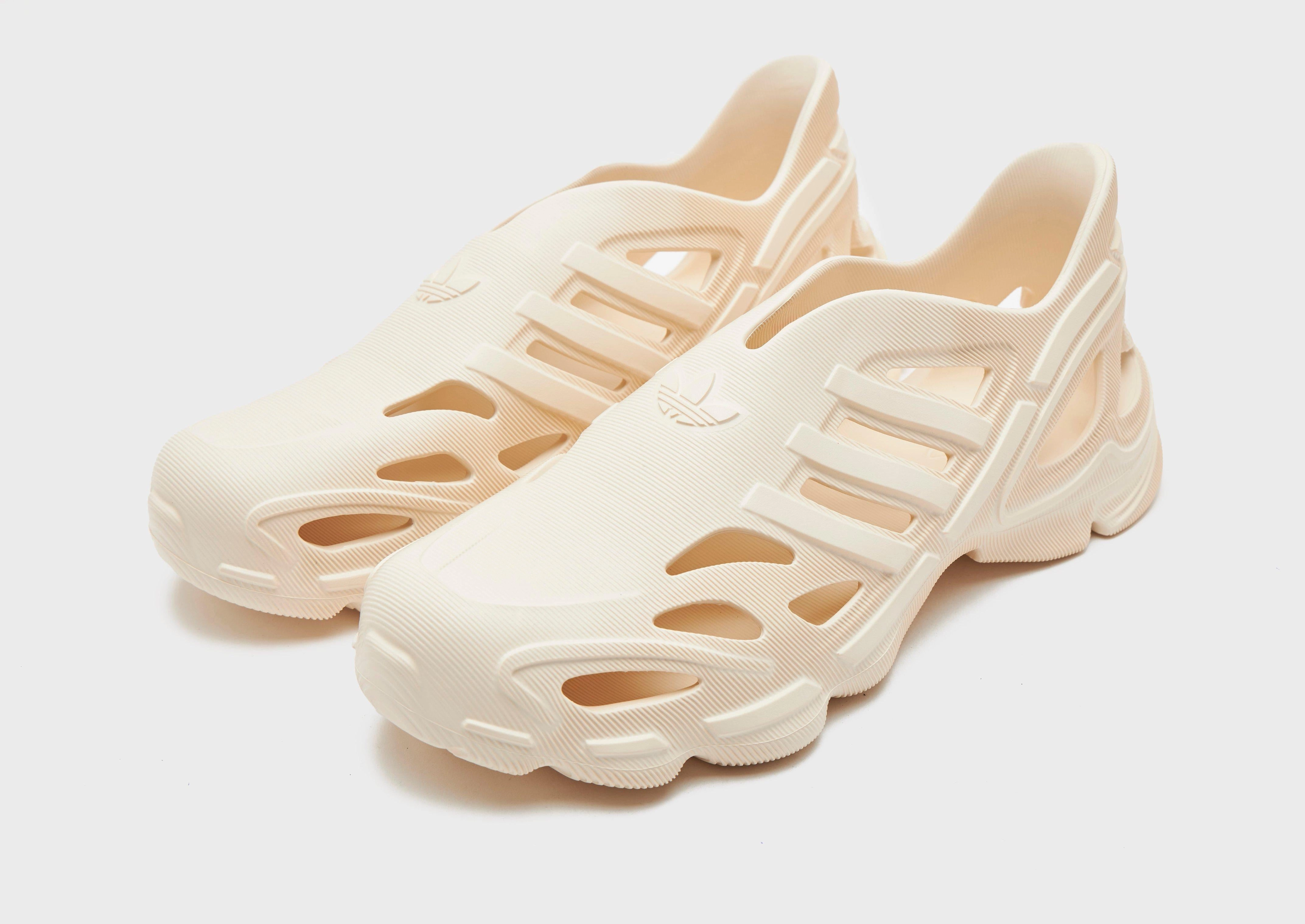 Ease-Forward Fit, Easy Polish, The Now Look, Modular Wear, Relaxed Innovation