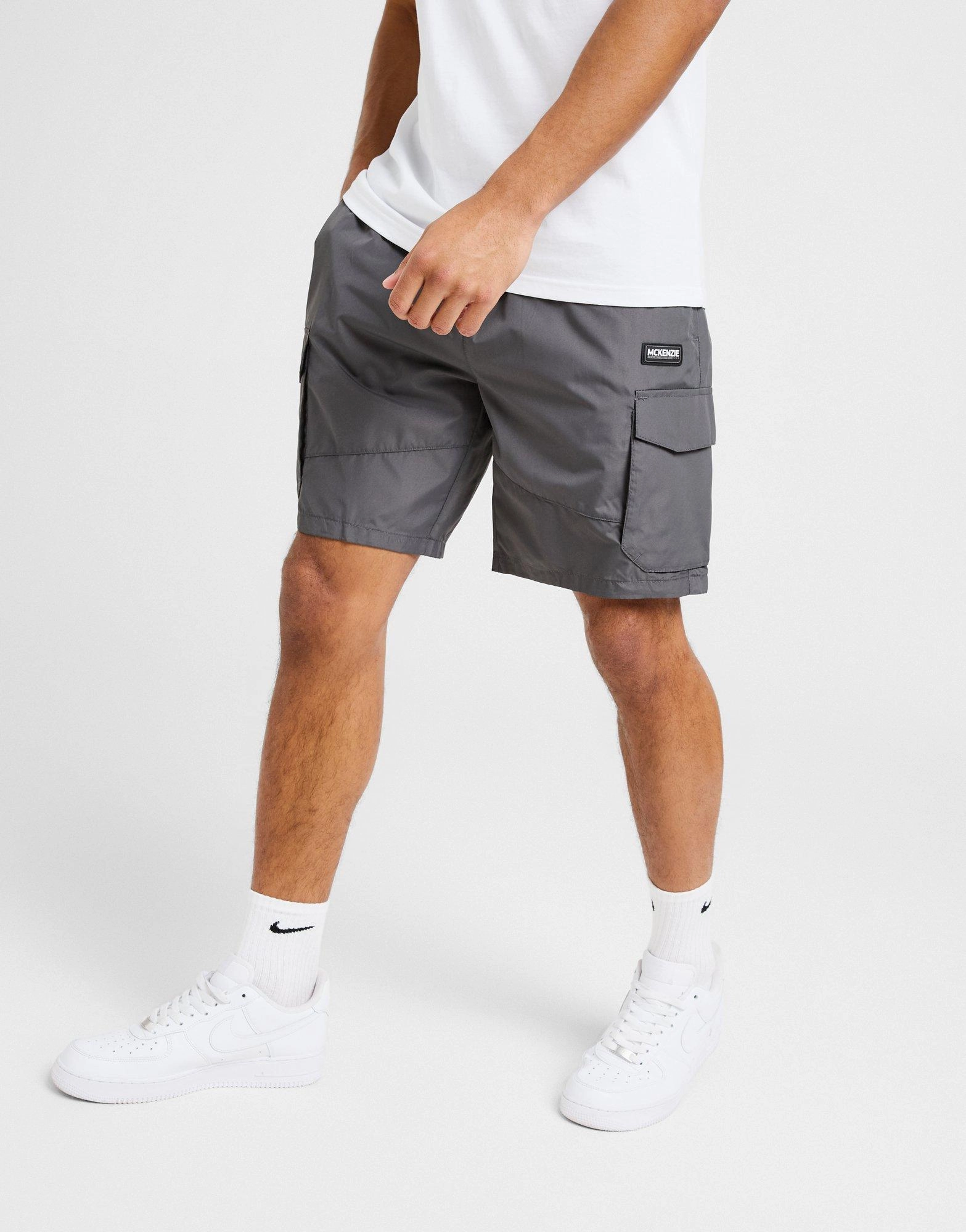 Effortless Minimal, Versatile Gear, Fluid Profile, Urban Calm, Reimagined Comfort, Mindful Wear, Contemporary Flow, Expressive Minimal