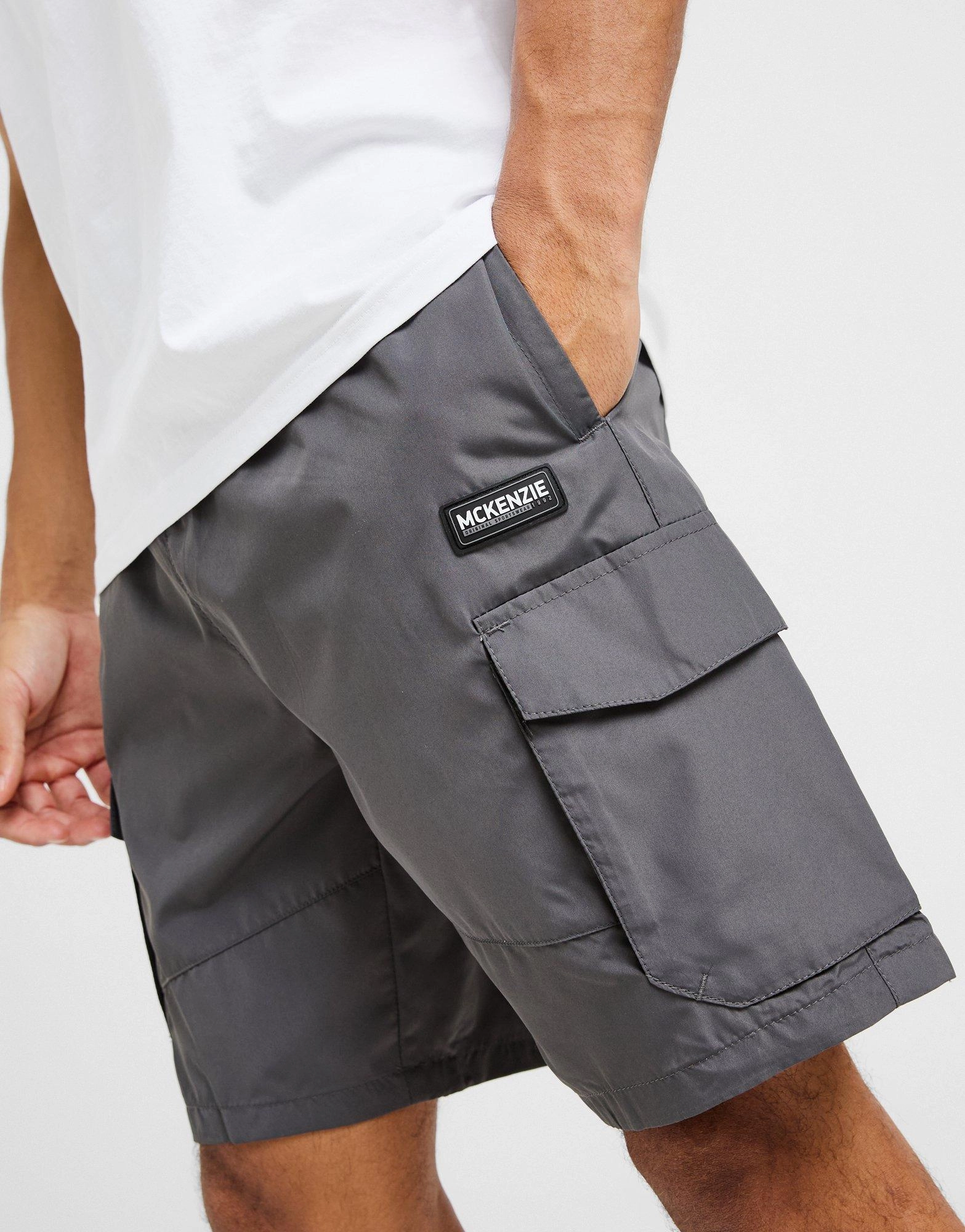 Adapt And Go, Core To Explore, Modern Motion, Rhythm-Based Wear, Light-Living, Flow In Motion