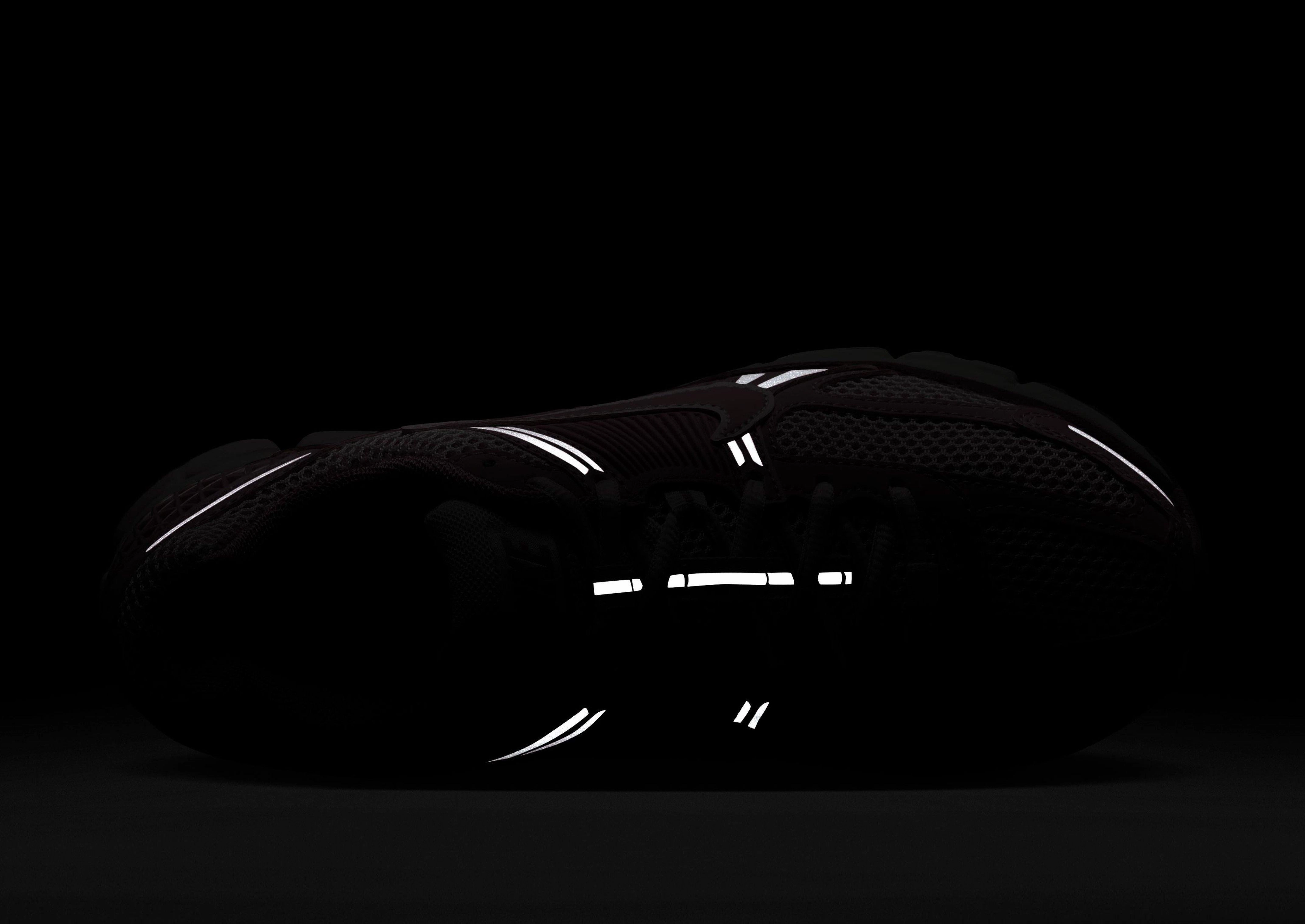 Street Motion, Adaptive Gear, Effortless Edge, Ease Engineered, Versatility Matters, Crafted Ease, Designed To Shift
