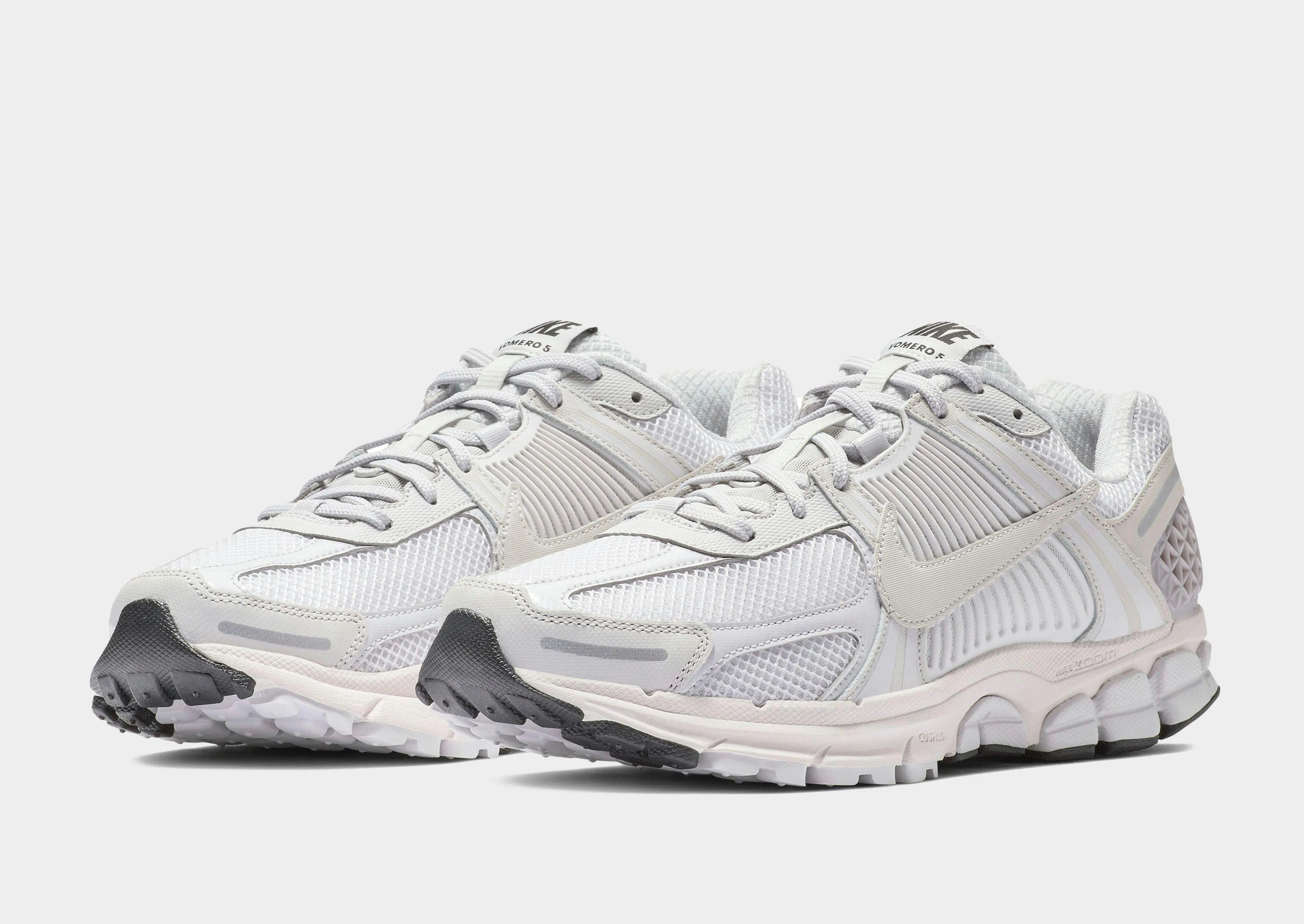 Vibe-Centered, Chill-Crafted, Style In Action, Minimal Details, Fluid Profile