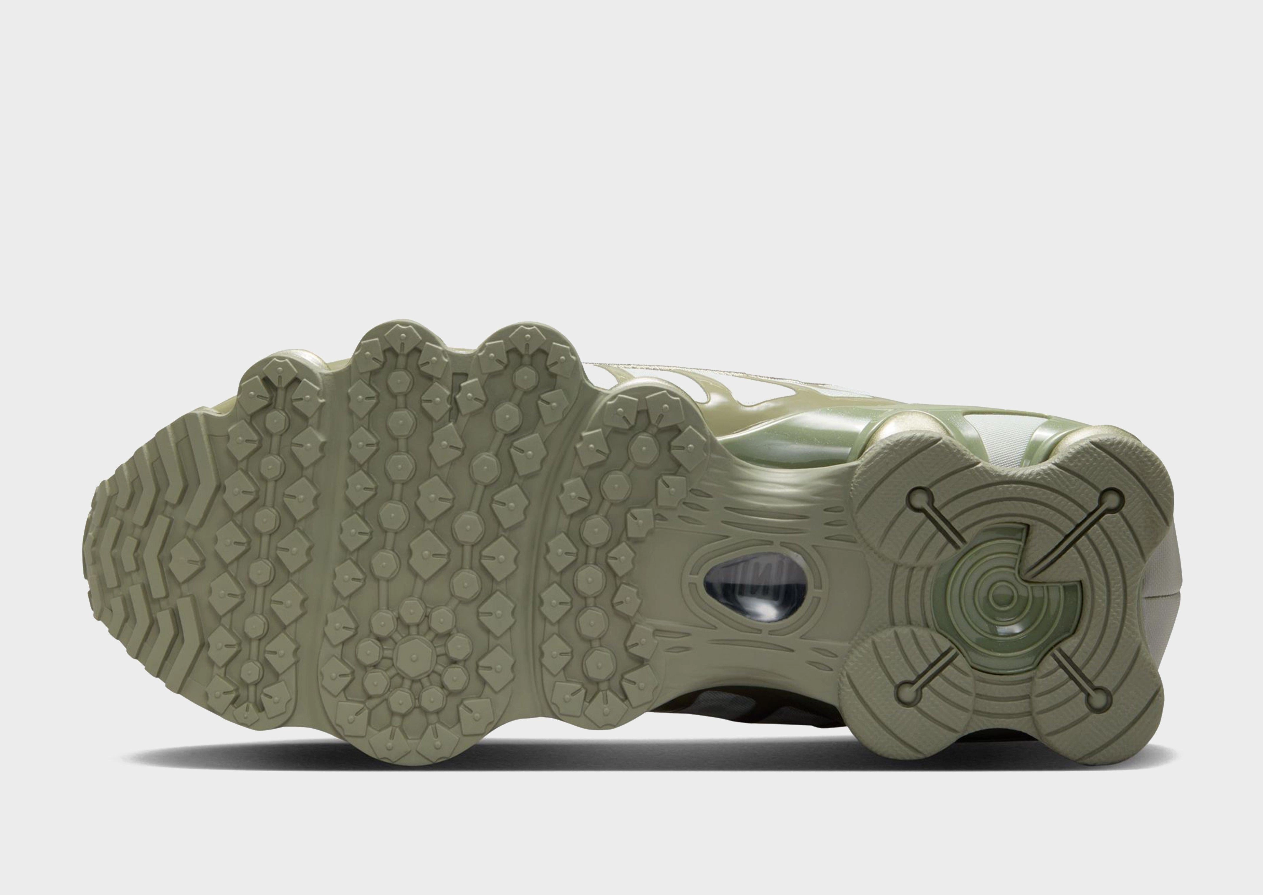 Calm Layers, Move-Fit, Optimized Form, Active Energy, Crafted Ease