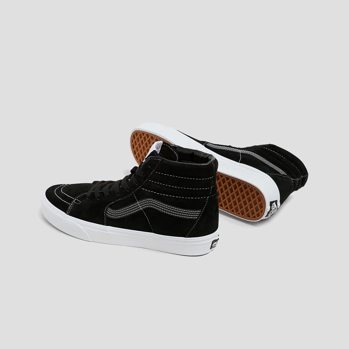Design-Led, Future-Ready, Calm In Motion, Downtown Vibe, Optimized Outfit, Motion In Mind