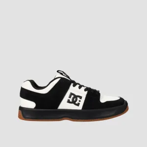 Daily Balance, Quiet Statement, Dynamic Layerwear, Daily Vibe, Uncomplicated Gear, Cool Utility