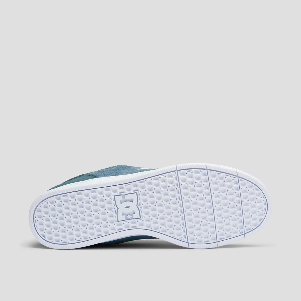 Ease In Design, Crafted For Presence, Minimal Mode, Daily Wear, Fluid Motionwear