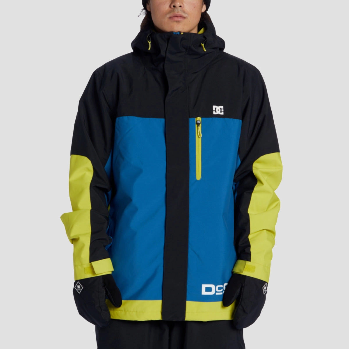 Made To Flex, Go With Flow, Urban Optimized, Clean Aesthetic, Inspired By Rhythm, Smooth Silhouettes, Bold By Design