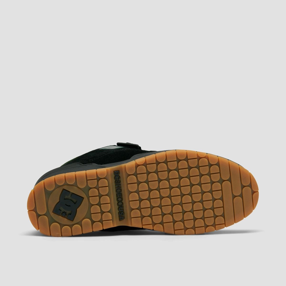 Modular Minimalism, Soft Urban Core, Optimized Outfit, Essential Uniform, Your Everyday Edge, Purpose-Led, Forward-Looking Fit, Move-Fit
