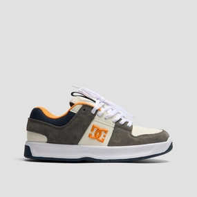Core-Level Comfort, Function First, Pure Lines, Modern Tone, Style Forward, Made To Roam