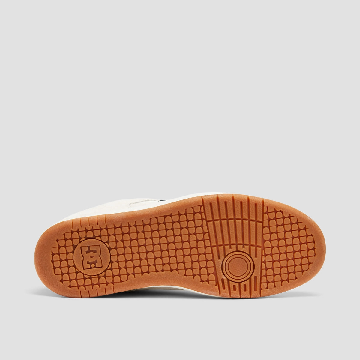 Fluid Lifestyle, Motion-Driven, Streamlined Fit, Form-Centered, Fluid Design