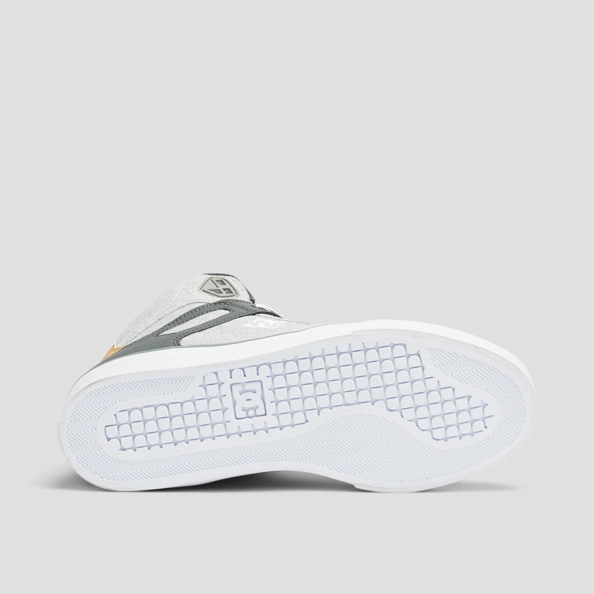Go-Everywhere, Quiet Performance, Essential Uniform, Structured Freedom, Crafted Pulse