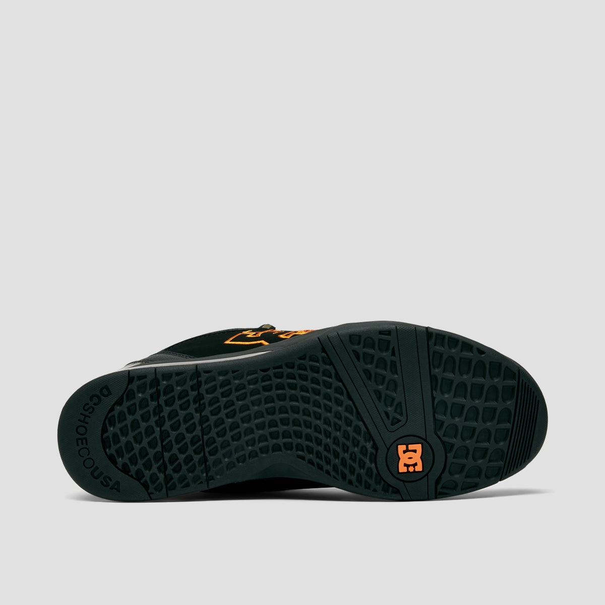 Refined Silhouette, Versatile Mood, Functional Calm, Made To Roam, Seasonal Updates, Make It Flow