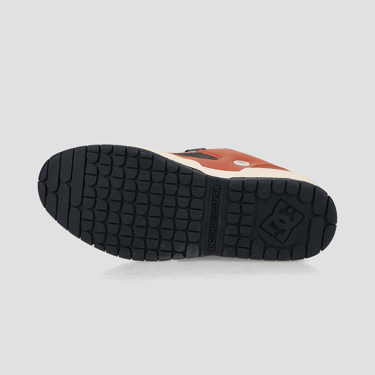 Made To Flex, Free To Move, Smart Casual, Lifestyle Drop, Tone-Driven, Calm In Motion, Clean-Motion System