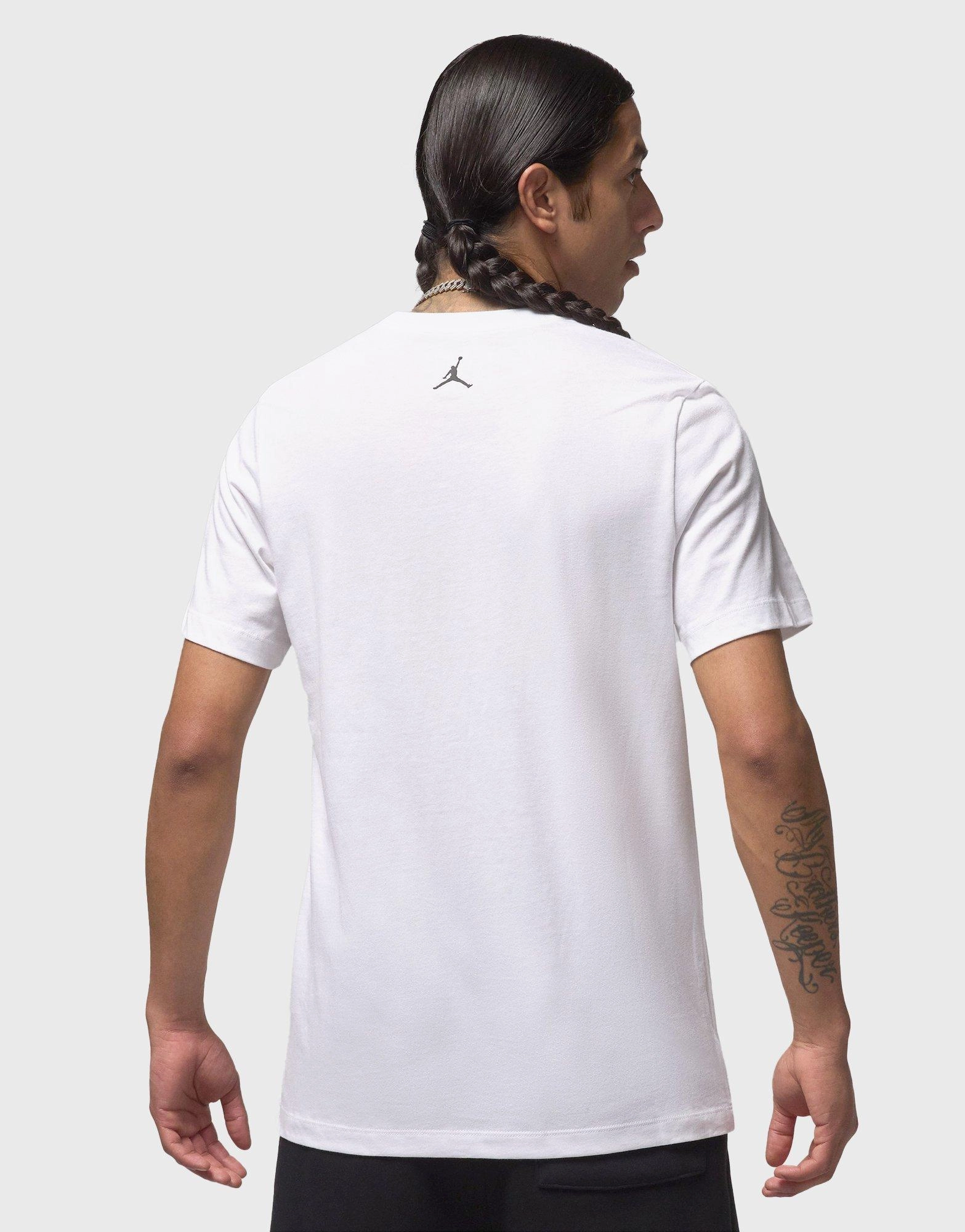 Curated For Motion, All-Day Movement, Balance Meets Style, Clean Citywear, Designed For Lifestyle