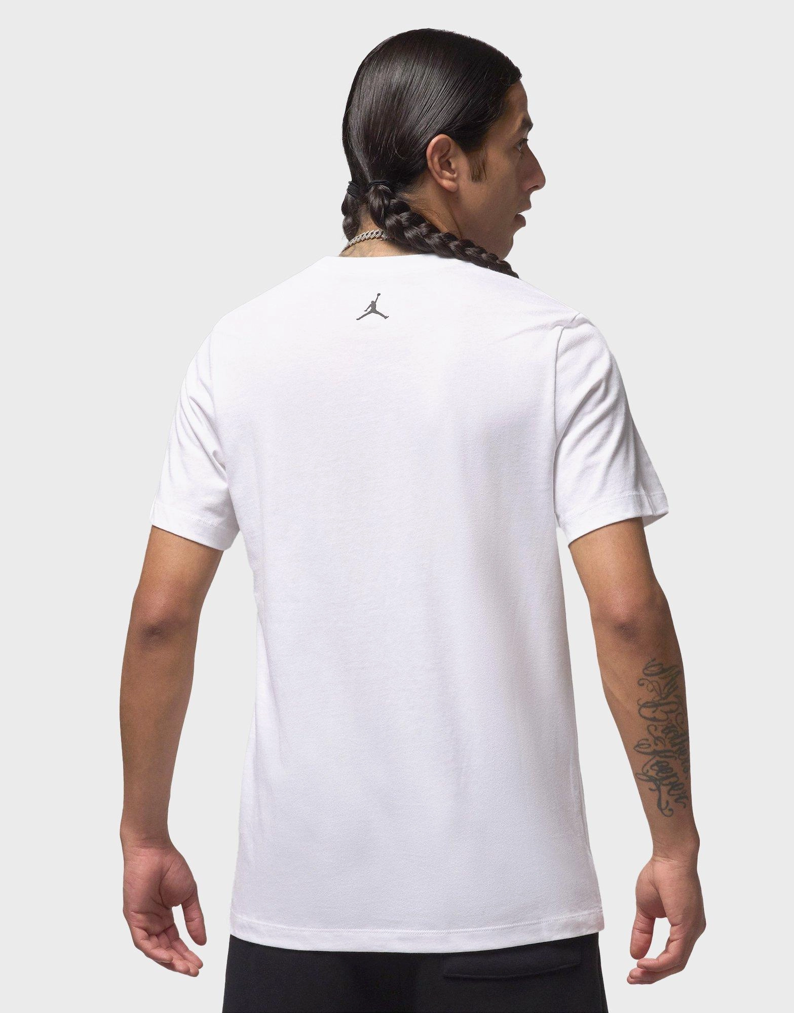 Curated For Motion, All-Day Movement, Balance Meets Style, Clean Citywear, Designed For Lifestyle