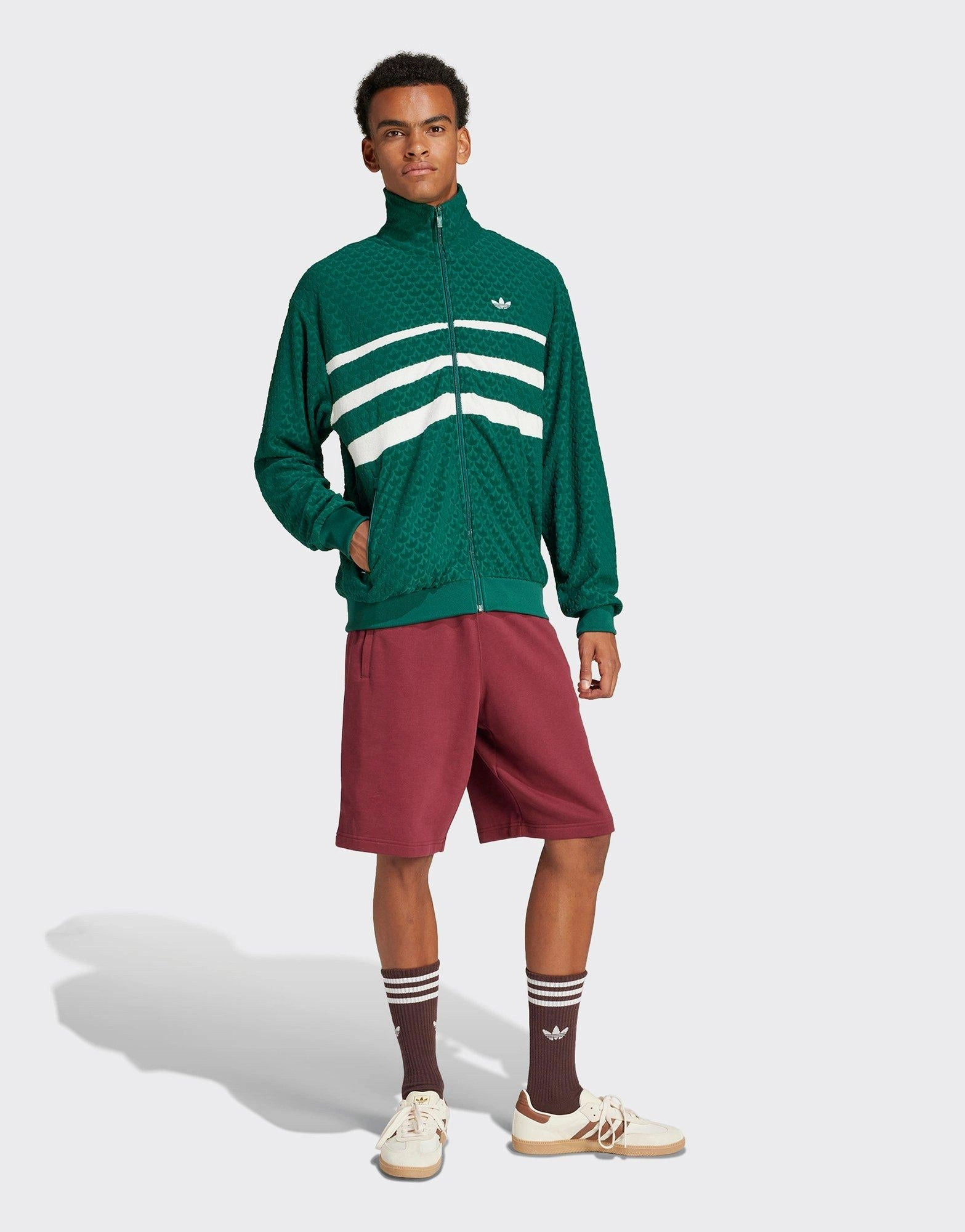 Lightweight Living, Versatile Rhythm, Smart And Simple, Active-Inspired, Flow-Forward Gear, City Uniform