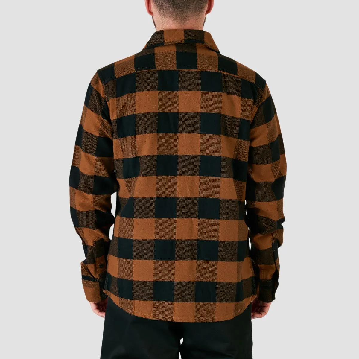 Streamlined Mobility, Responsive Design, Go-To Gear, Refined Flowwear, Layer Light, Tech-Forward Fit, Multi-Context Style