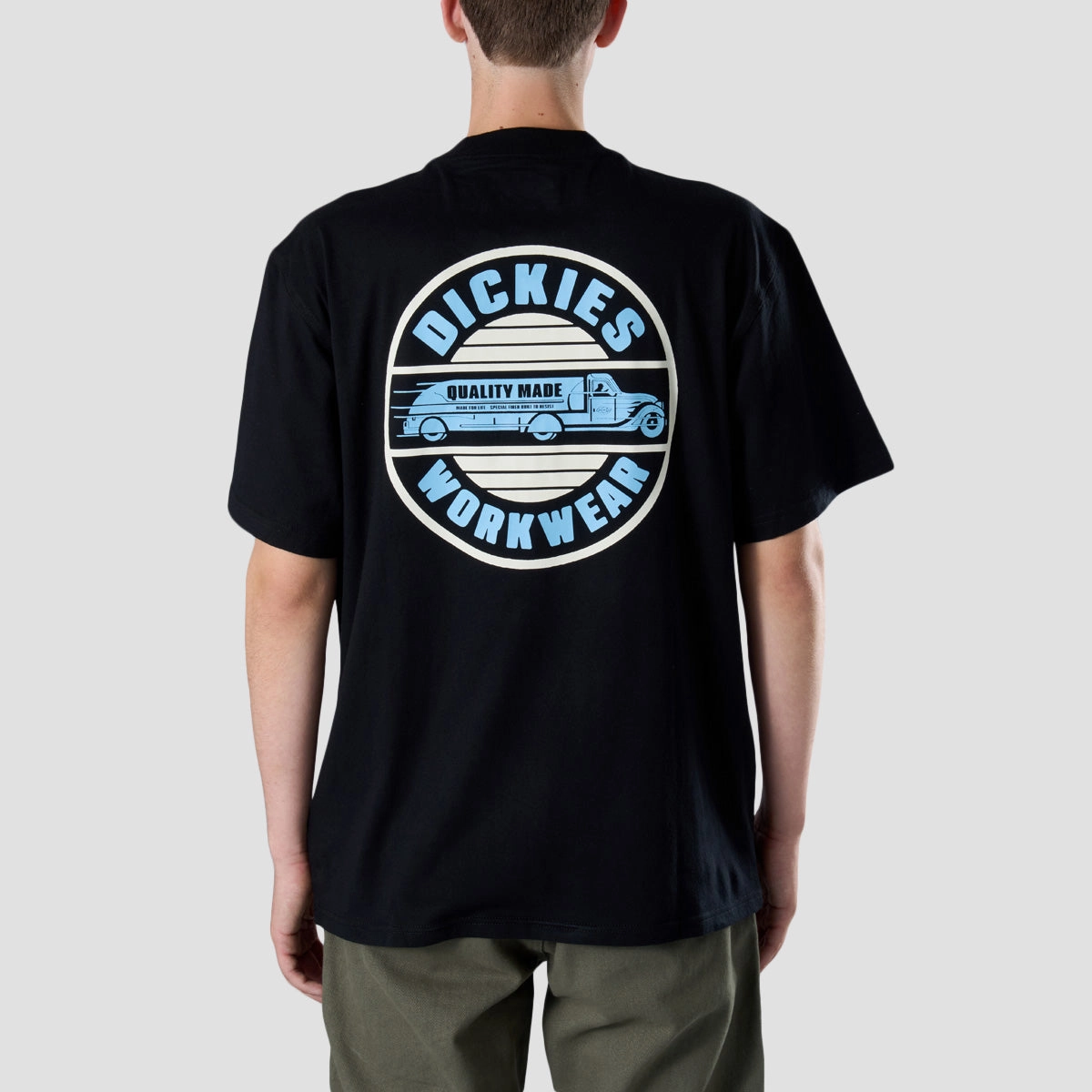 Movement-Inspired, Everyday Fresh, Urban Clarity Wear, Low-Profile Style, Core Aesthetic
