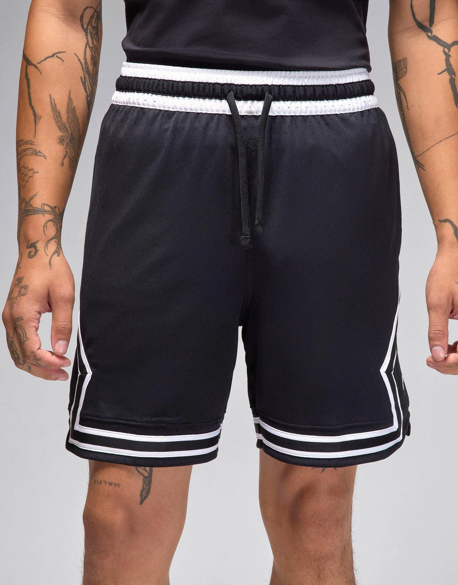 Adapt Your Pace, City-Layered, Subtle Impact, Go-Mode Daily, Flowline Fashion, Inspired Layerwear, Daily Designwear, Ease Engineered