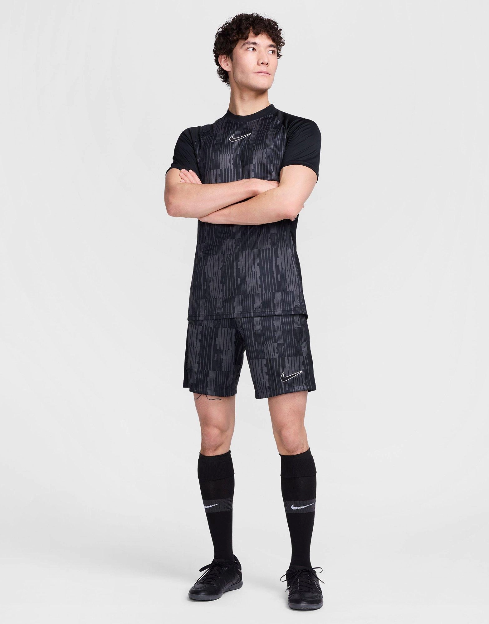 Tech-Forward Fit, Clarity In Motion, Inspired Layerwear, Crafted Flow, Smooth Layers, Bold By Design