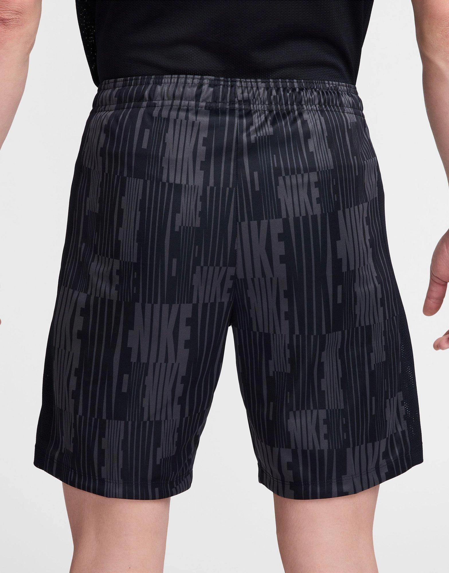 Quiet Cool, All-Weather Vibe, Bold Form, Calm Layers, Flexible Everyday