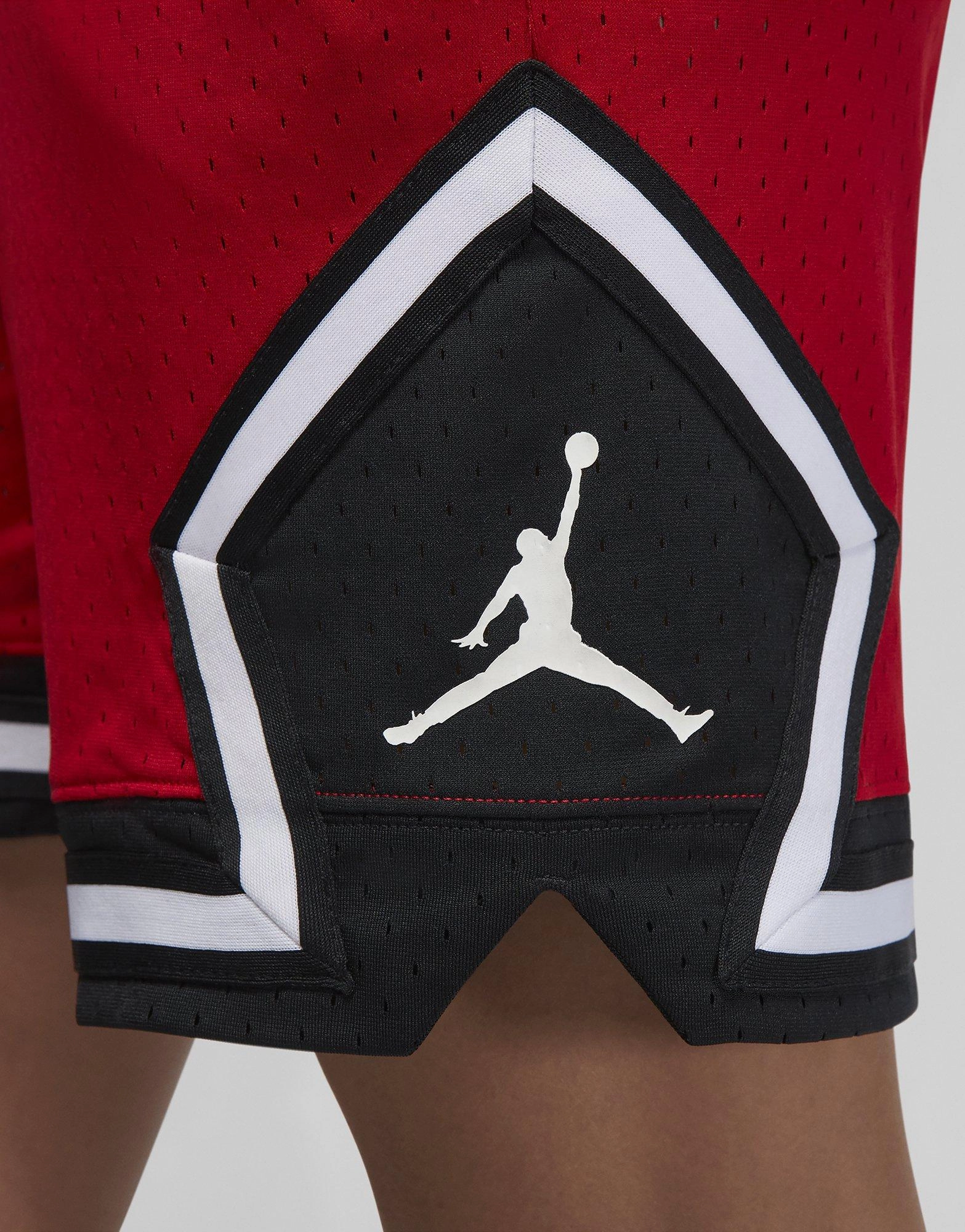 Crafted In Flow, New Wave Fit, Evolved Form, Form Plus Function, Urban Active, Refined Edgewear