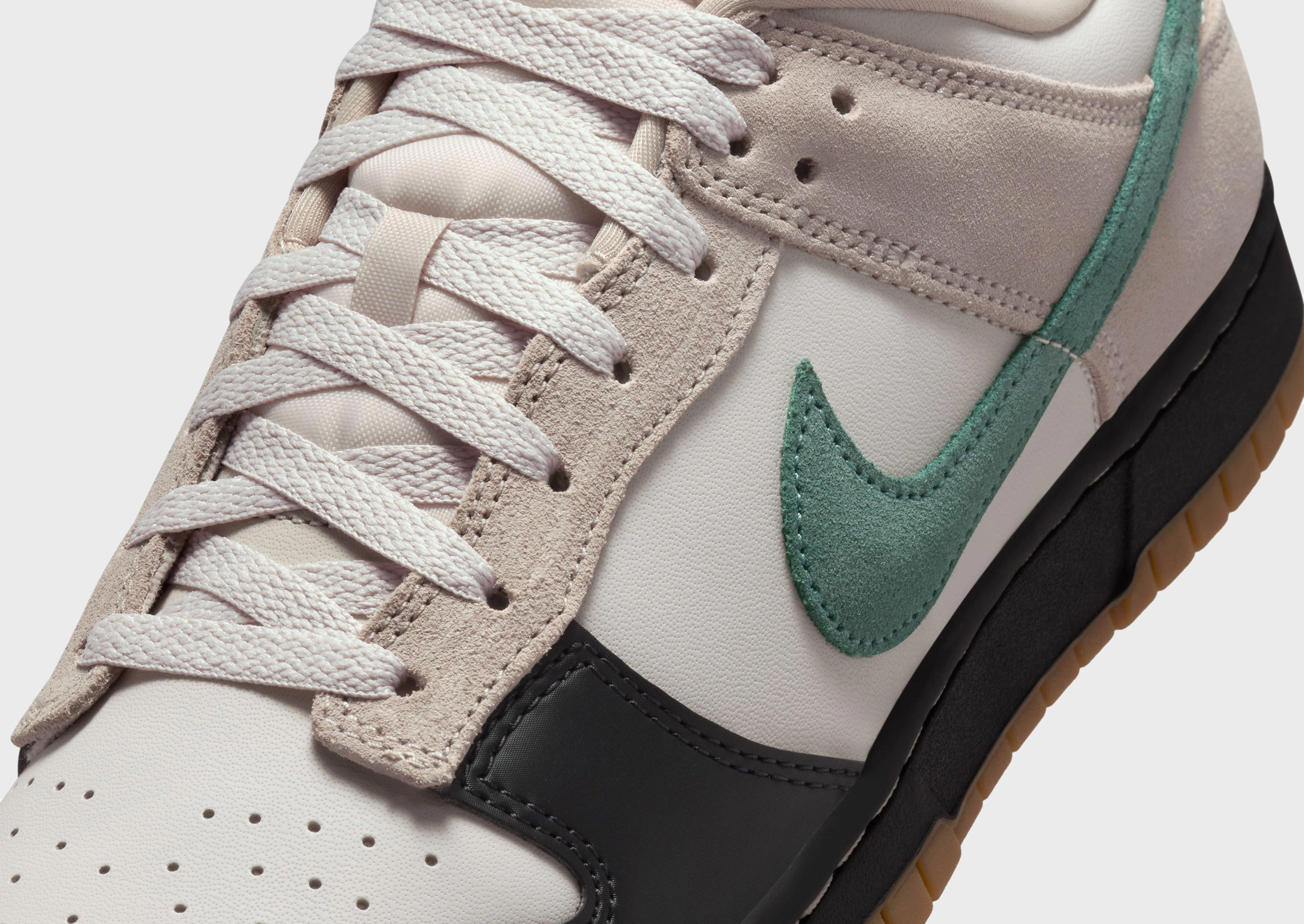 Future Classic, Style Built In, Modern Motion, Adapt To Flow, Essential Structure