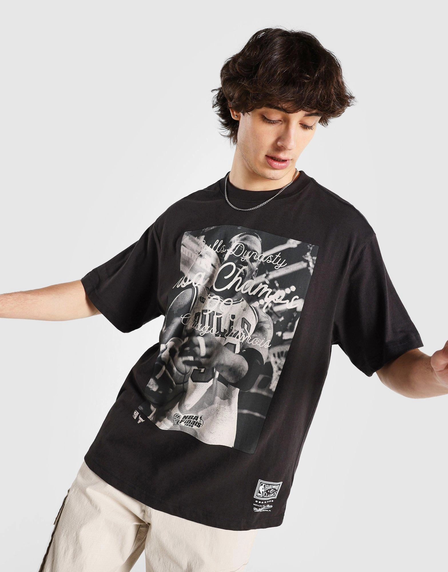 Style In Sync, Smooth Silhouettes, Conscious Layers, Precision Comfort, Rhythm Inspired, Style Simplified