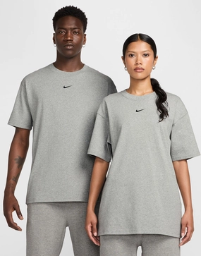 Designed For Pace, Motion-Wear Daily, Essential Edge, Crafted Silhouette, Edge And Ease, Modern Tone