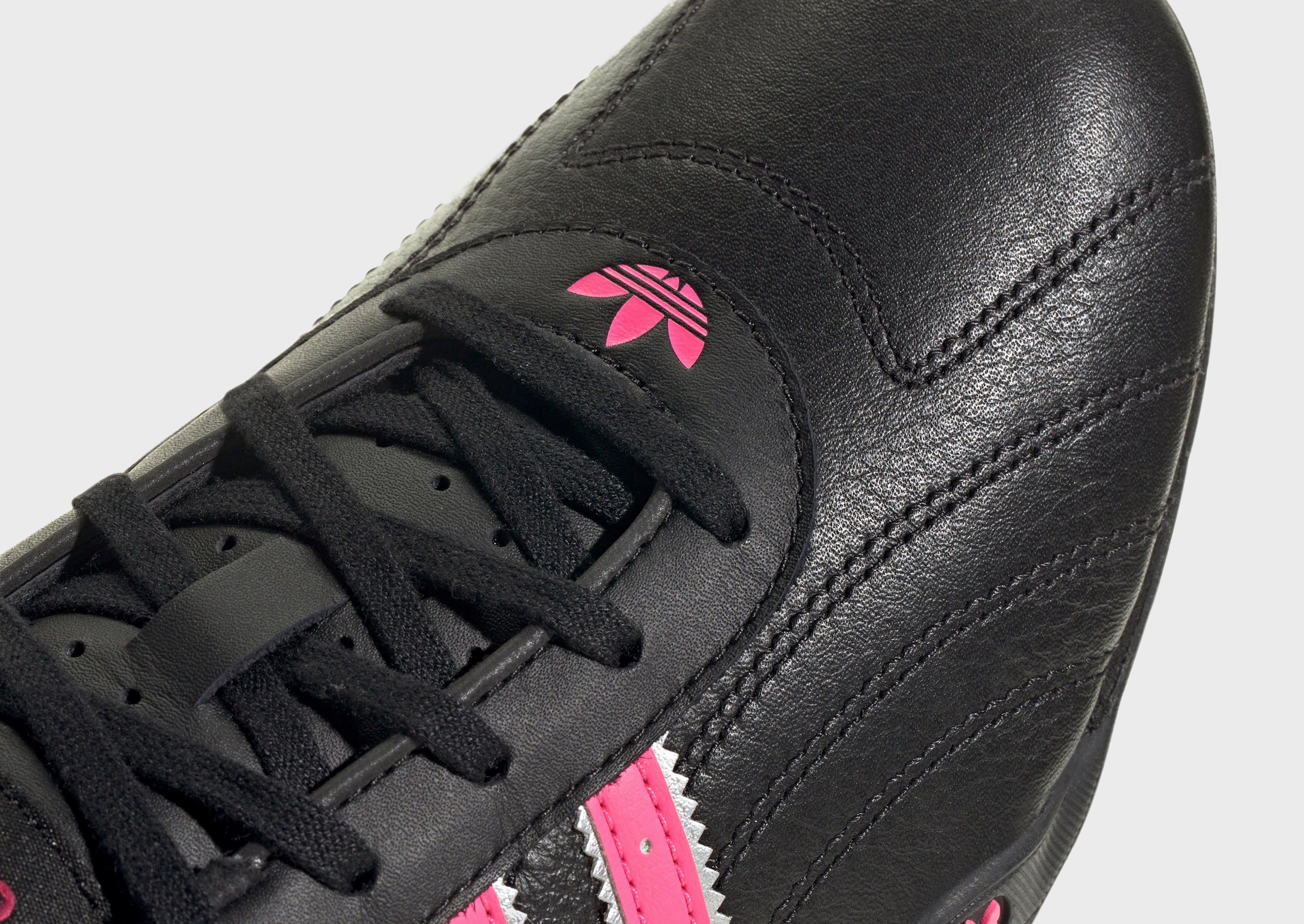 Minimal Focus, Effortless Utility, Essential Uniform, Function-First Fit, Core-Level Comfort, Essentials In Motion, Design In Focus, Structured Motion
