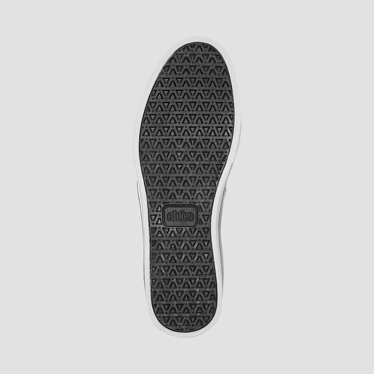Crafted Quality, Refined Chill, Light Motion Gear, Adaptive Style, Fluid Profile, Versatile Rhythm, Rhythmic Comfort, Ease-Ready