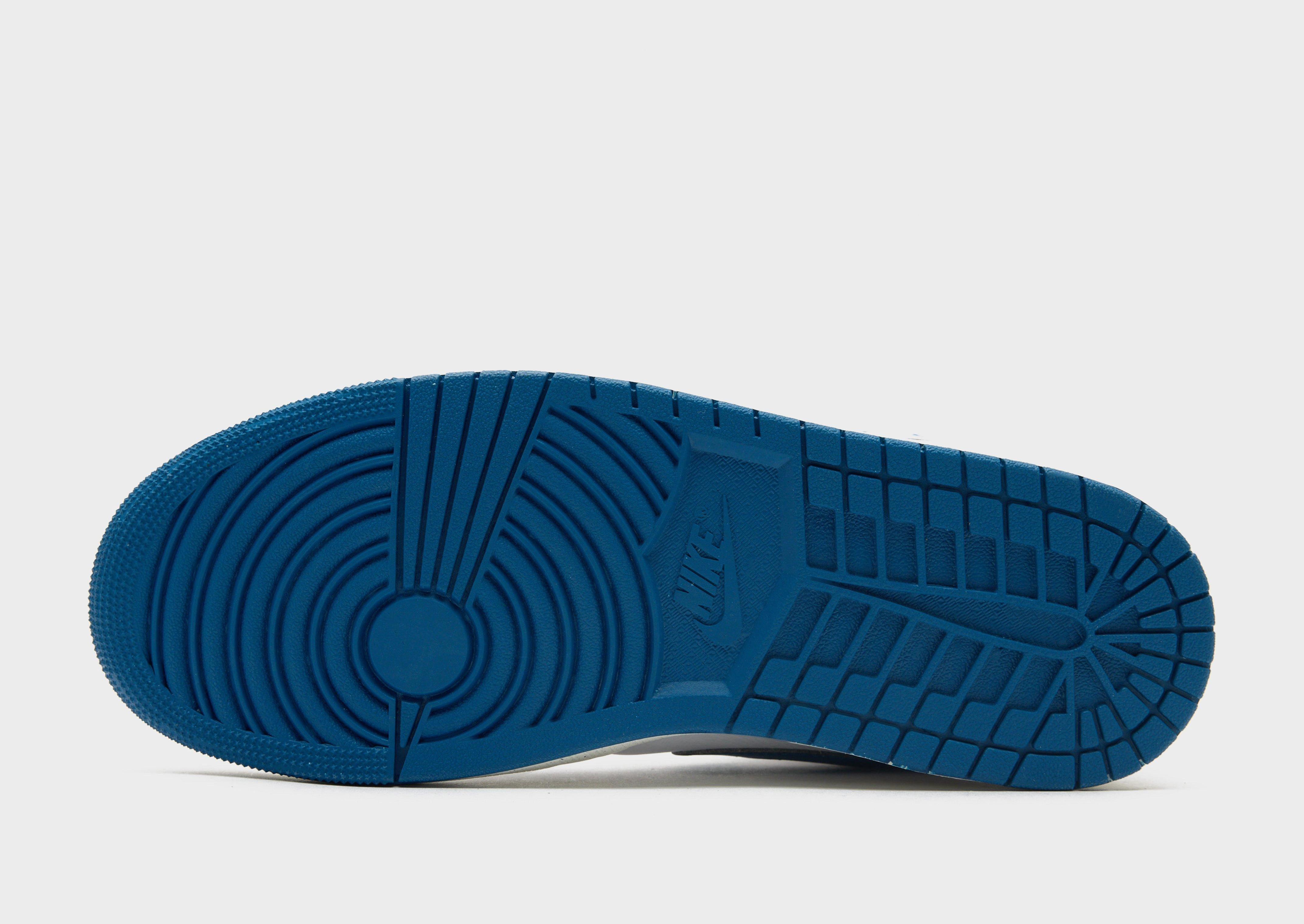 Comfort-Driven, Essential Rhythm, Active Ease, Performance Living, Crafted For Presence, Style Flowwear, Built For Today, Living Wear