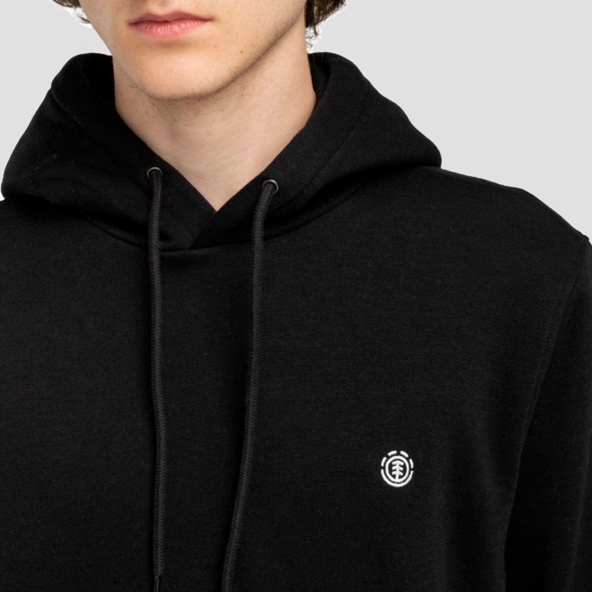 Dynamic Looks, City-Layered, Season-Free Style, Quiet Cool, Urban Optimized
