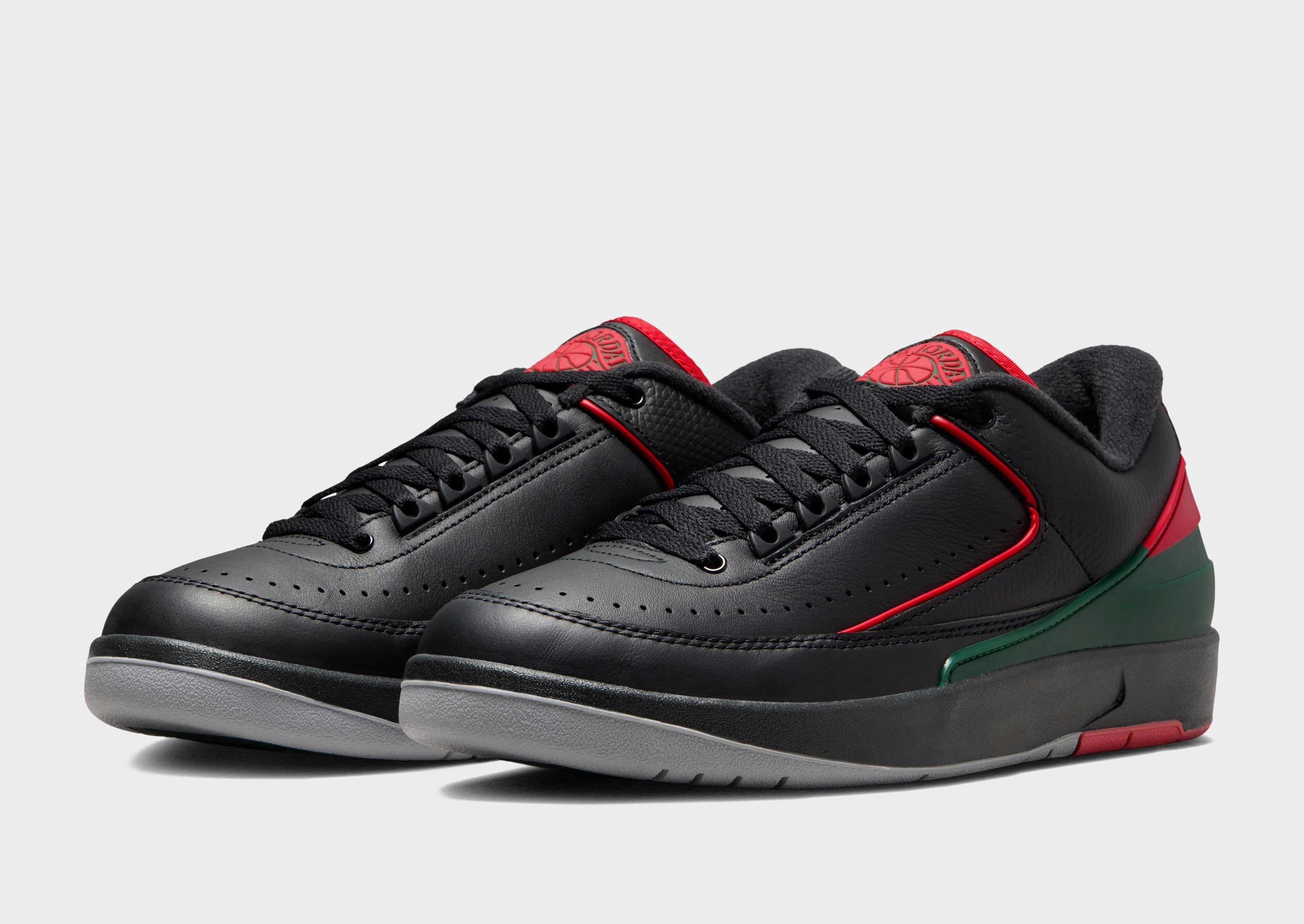 Refined Structure, Adapt Your Pace, Your Flow Wear, Style That Adapts, Ease Engineered, Reimagined Comfort, Layer Up Smart