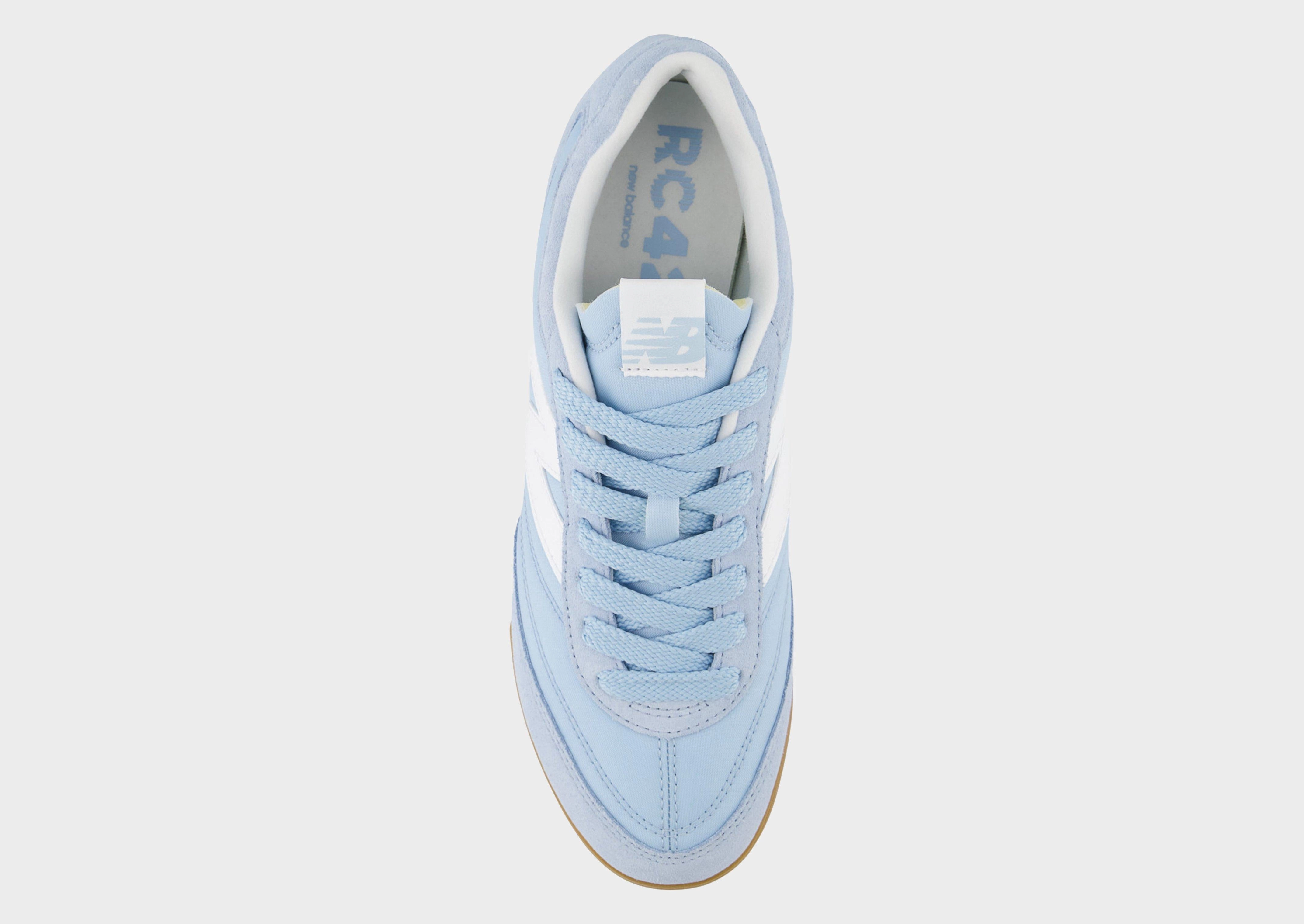Iconic Minimalism, Future-Ready Fit, Subtle Evolution, City-Fit, Active Lifestyle Gear