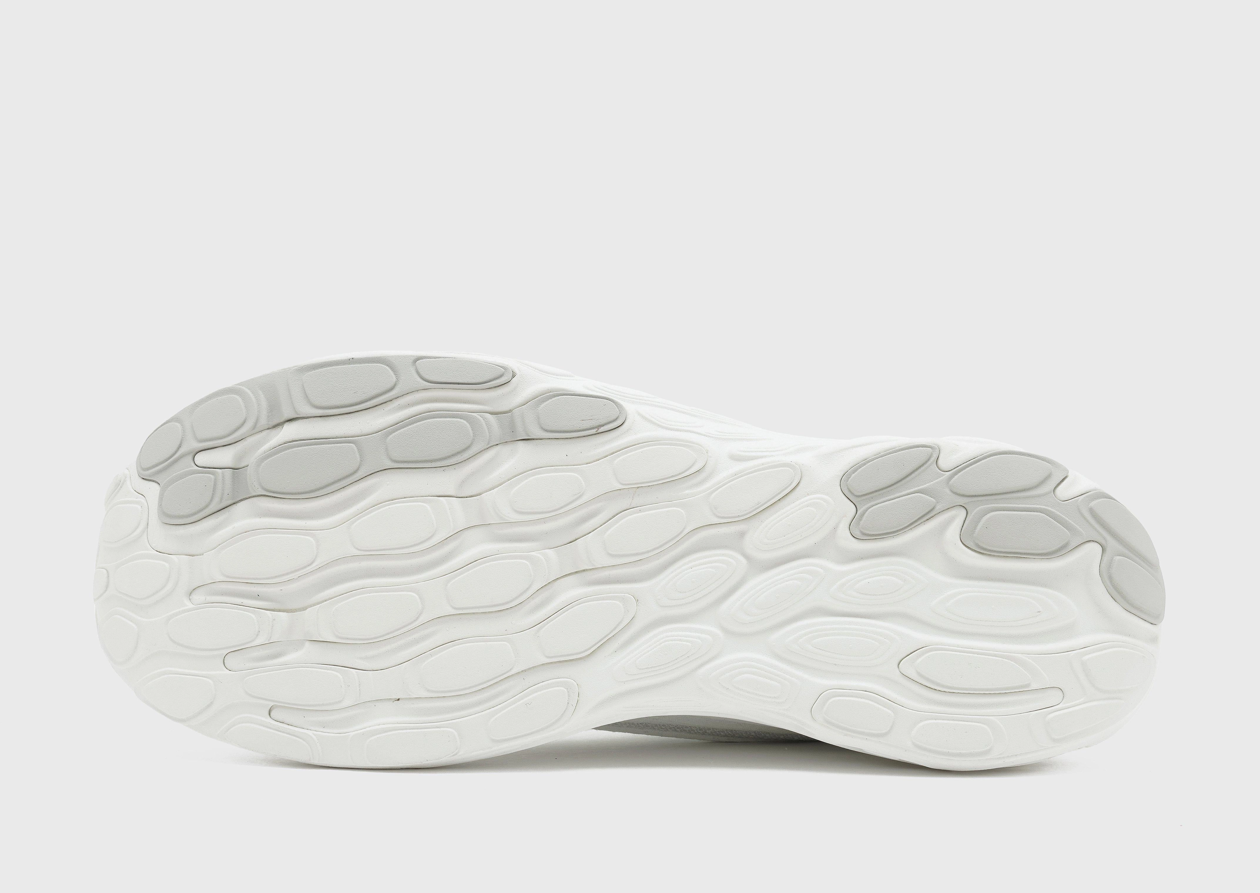 Cool And Clean, Wear The Moment, Future In Motion, Constant Vibe, Fluid Lifestyle, Versatile Future, Comfort-Focused