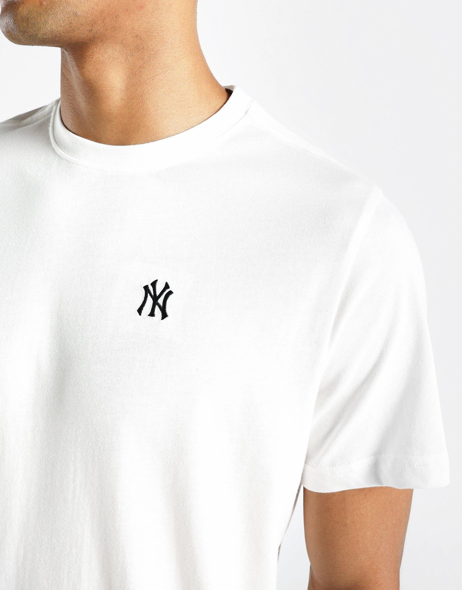 Next-Gen Vibe, Crafted Pulse, Refined Looks, Built For Feel, Layer With Ease, Bold In Simplicity, Refined Tone