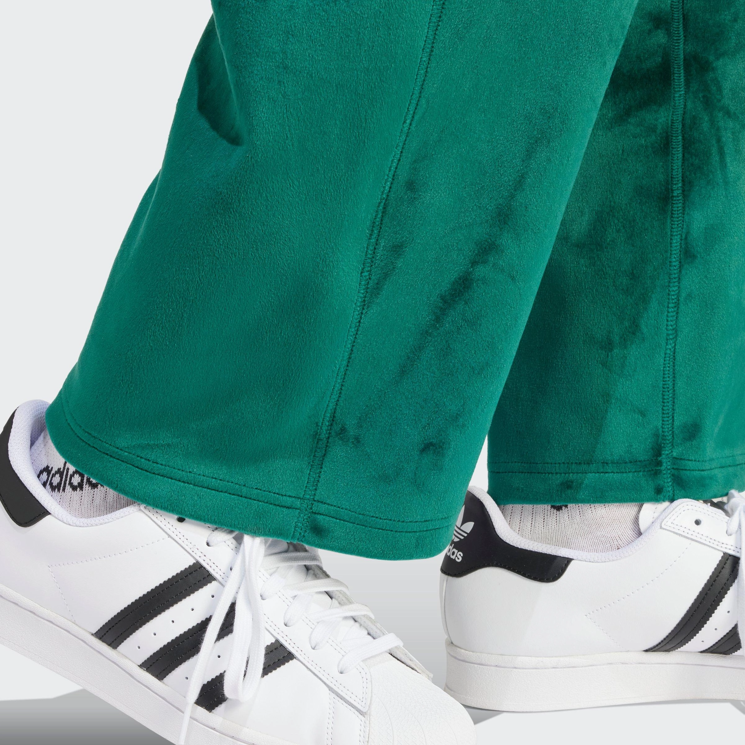 Future Fit, Your Livewear, Urban Active, Future-Ease, Crafted Evolution, Daily Vibe, Bold Comfort