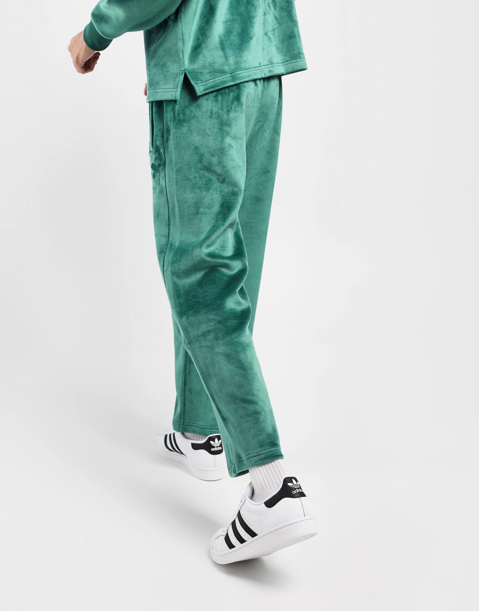 Authentic Motion, The Feel Factor, Wear With Intent, Freedom Fitted, Calm-Driven Fit, Anywhere Utility, Your Daily Layer
