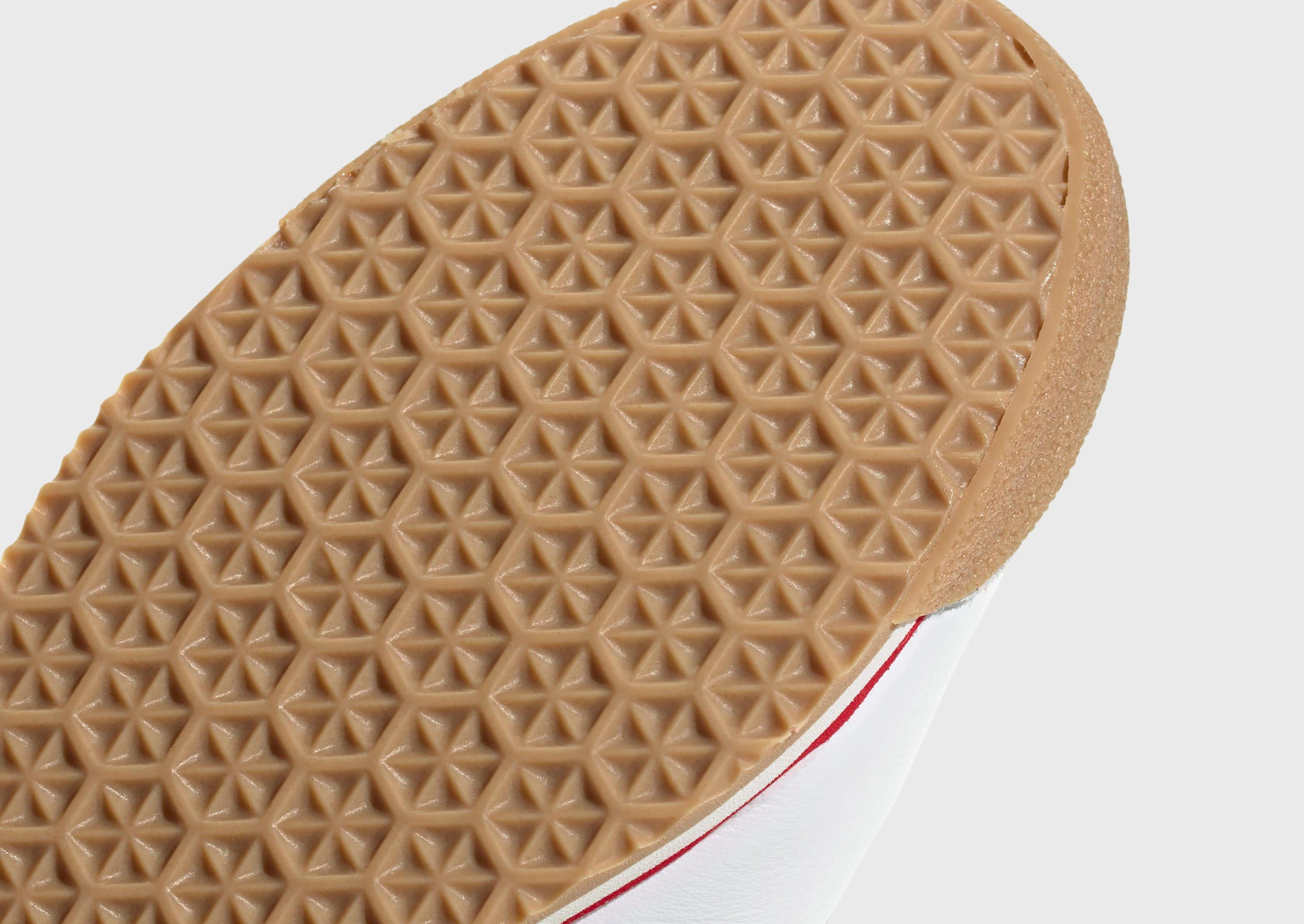 Urban Focus, Chill-Crafted, Active Ease, Modular Design, Layer Light, Multi-Context Fit, Lifestyle Energy