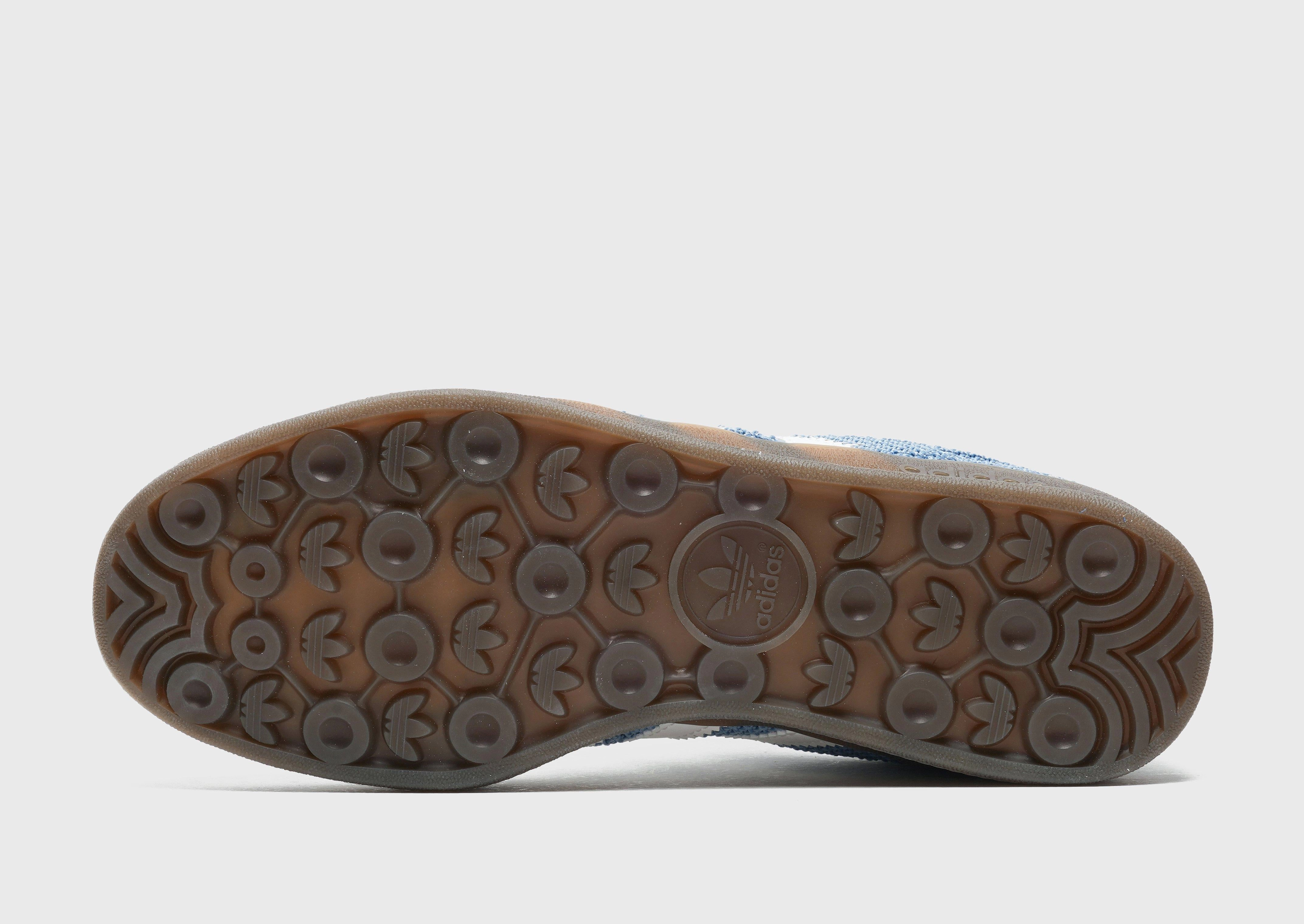 Refined Feel, Go-Mode Fit, Modern Wearables, Designed To Layer, Adapt Daily, Simplified Life