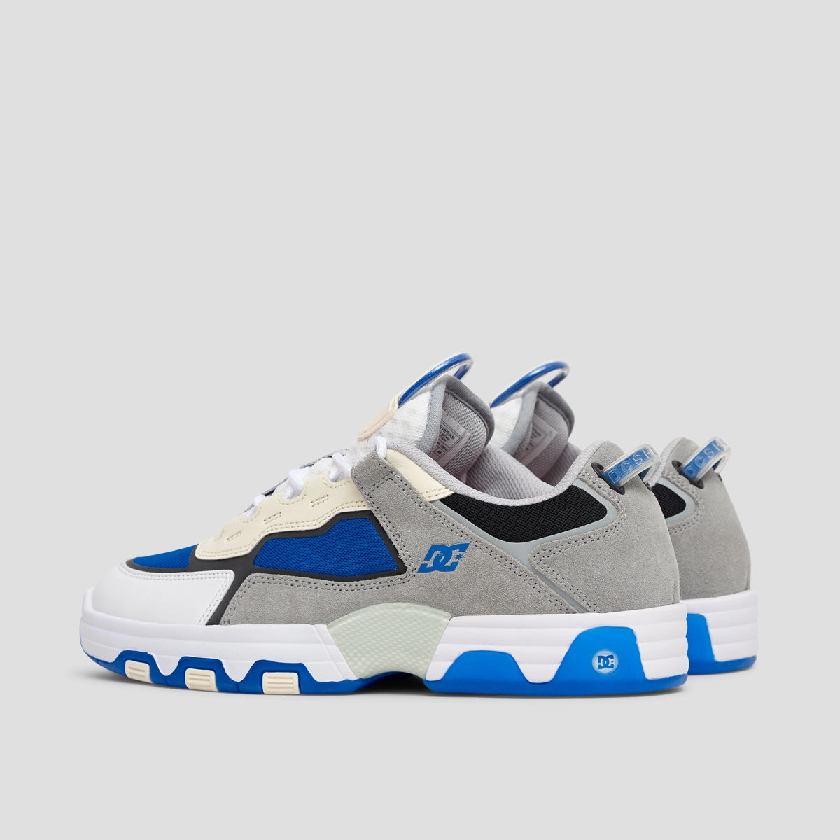 Motion In Mind, Designed To Shift, Bold Details, Design In Motion, Everyday Comfort